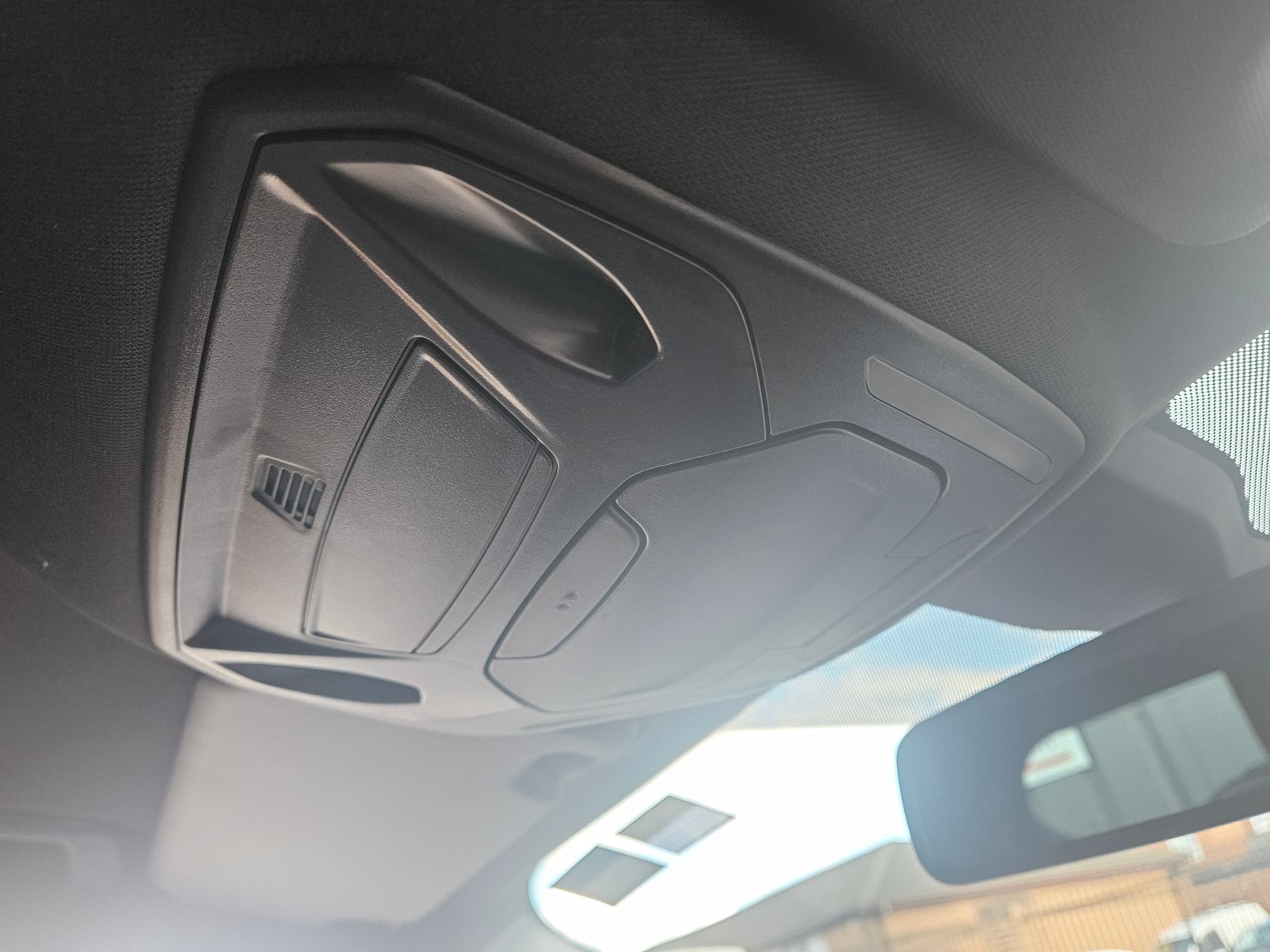 Ford Focus - Image 37