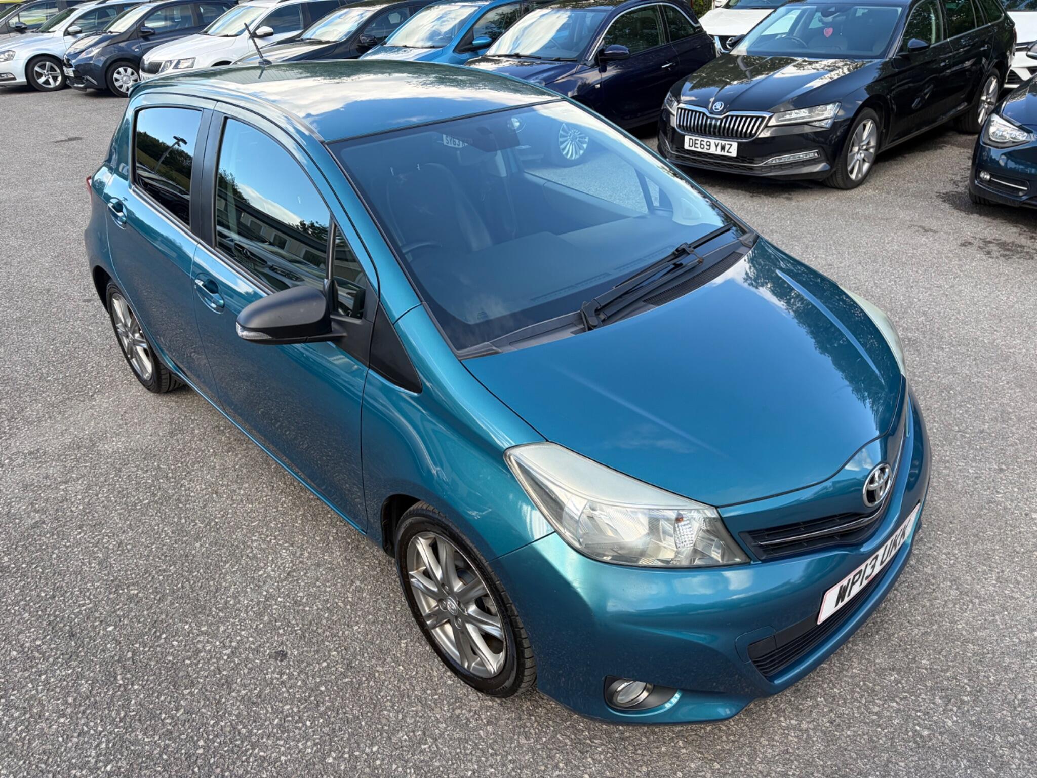 Toyota Yaris - Image 5
