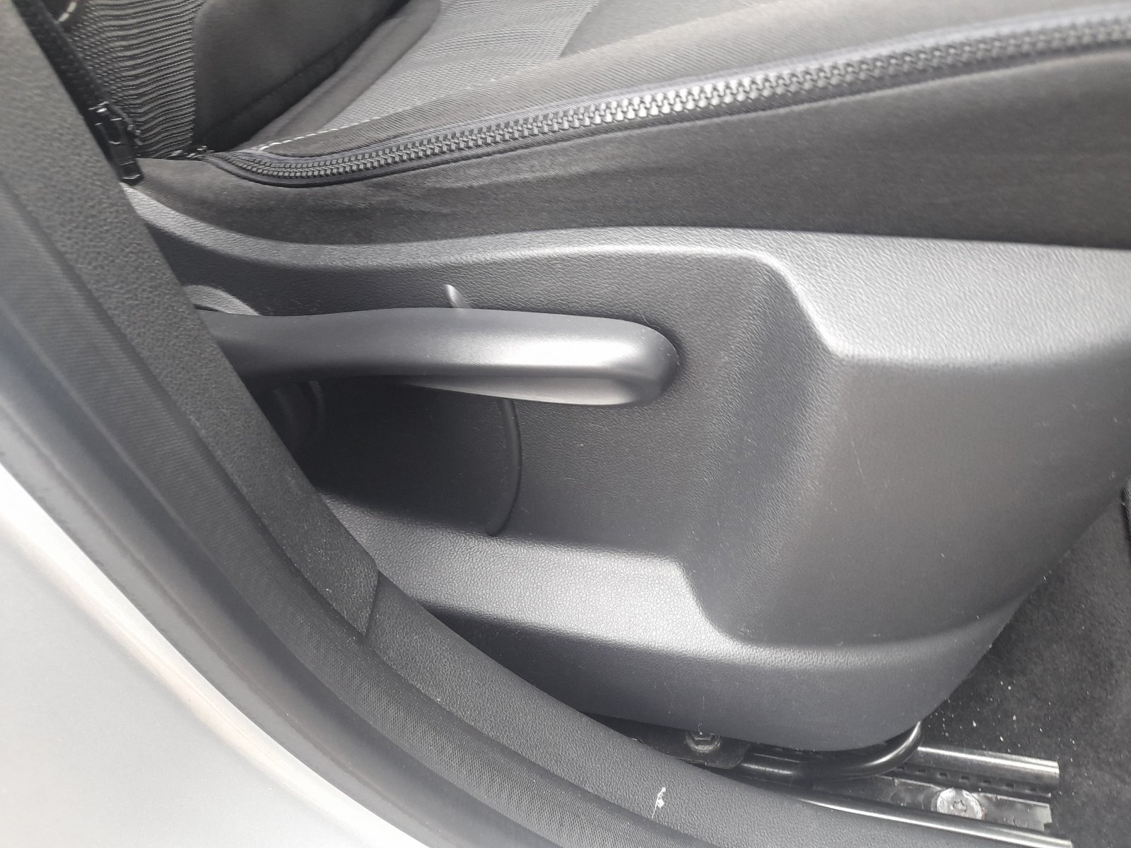 Renault Captur - Image 21