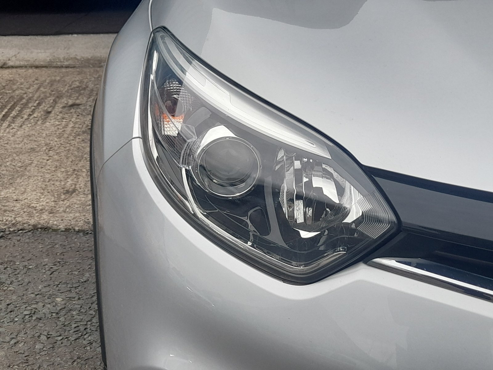 Renault Captur - Image 31