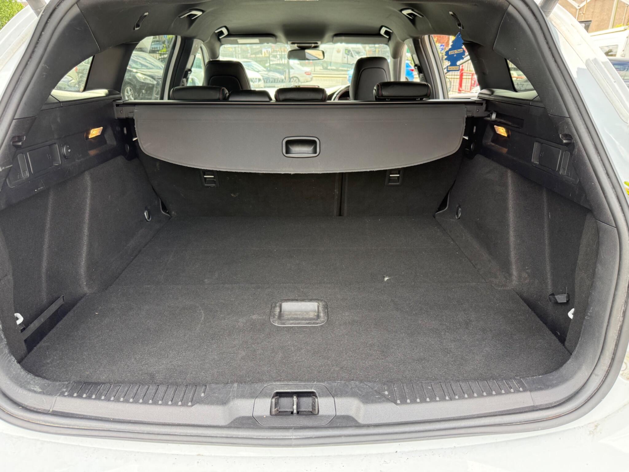 Ford Focus - Image 22