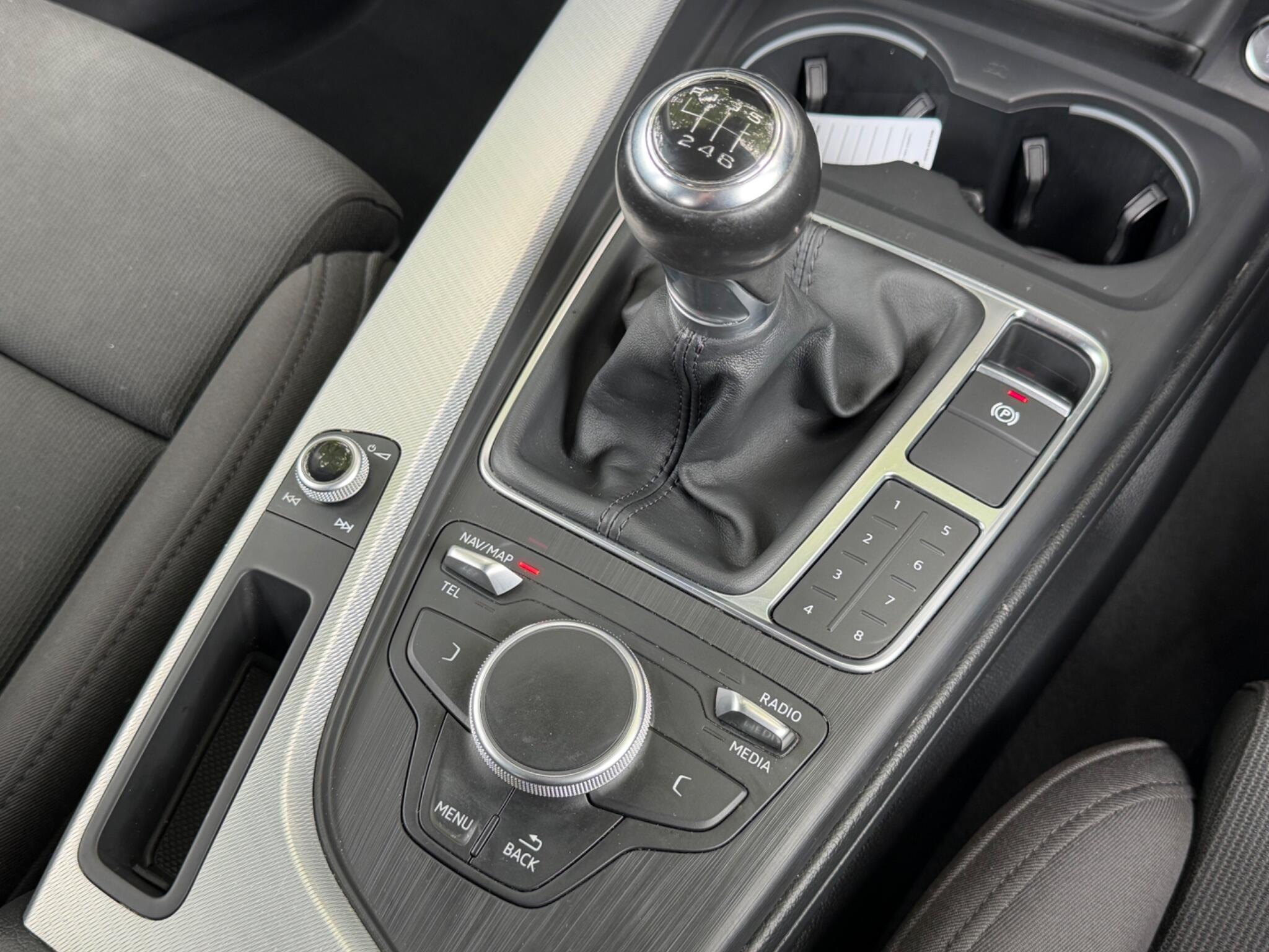 Audi A4 Avant - Image 35