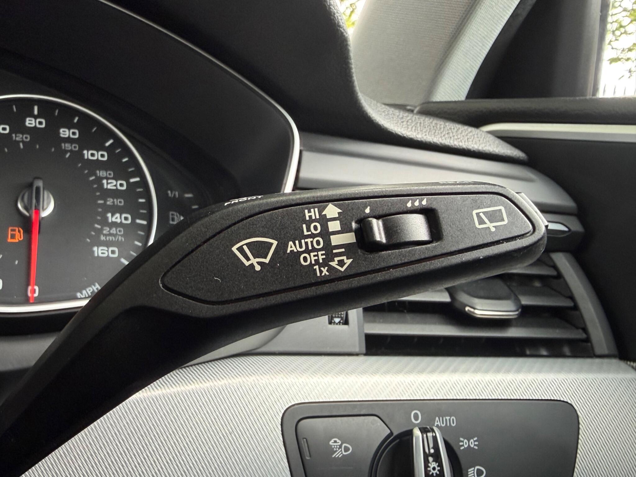 Audi A4 Avant - Image 45