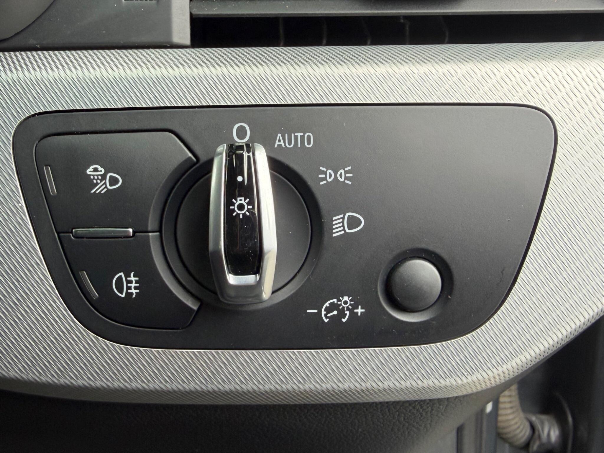 Audi A4 Avant - Image 47