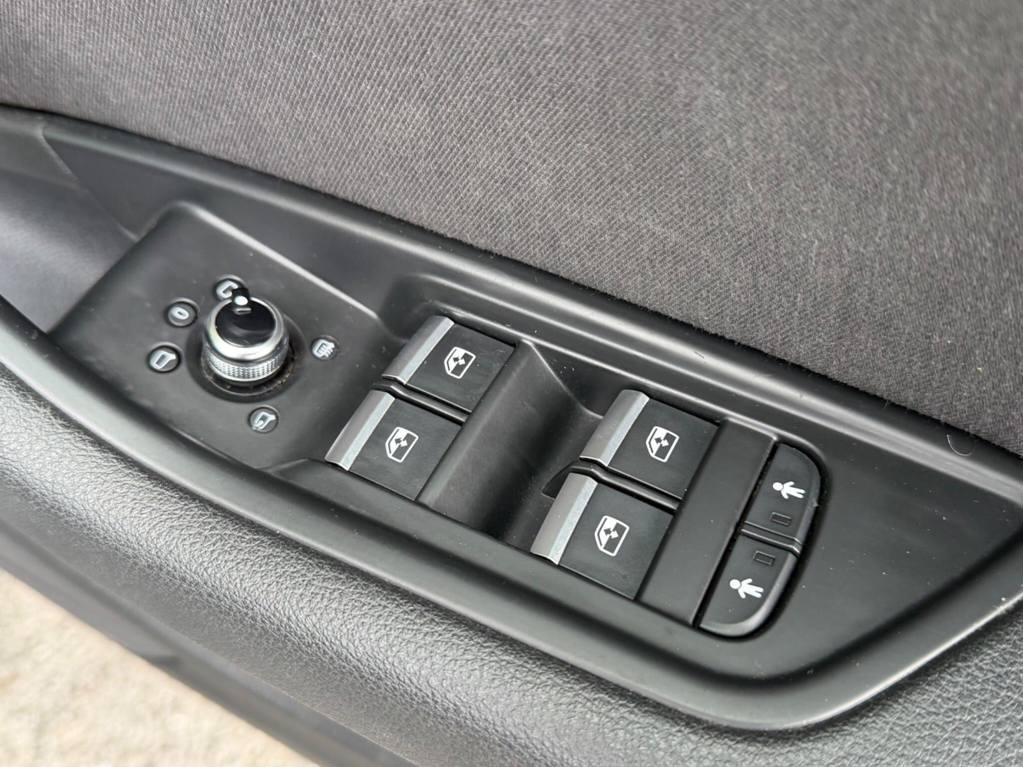 Audi A4 Avant - Image 48