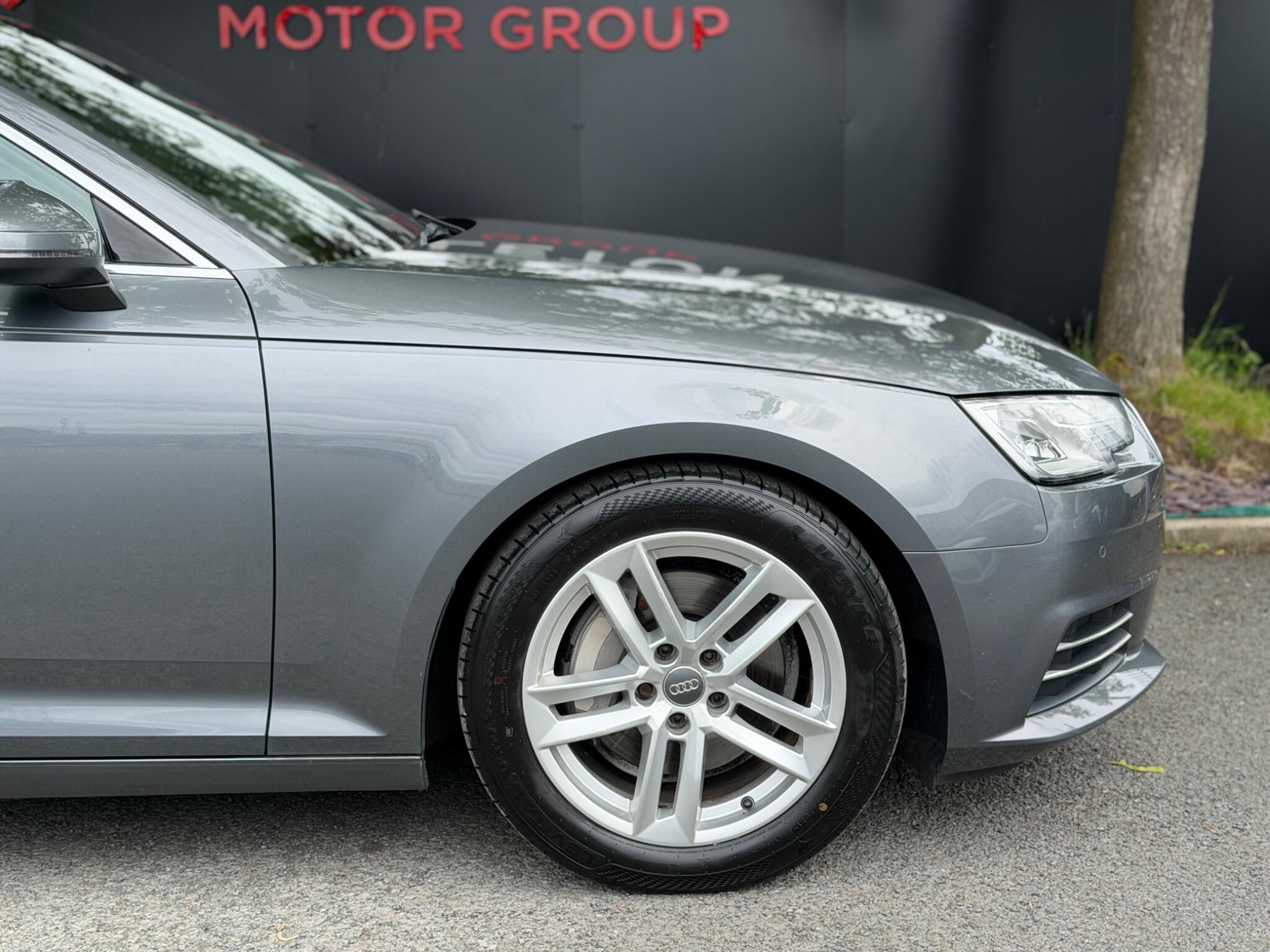 Audi A4 Avant - Image 56