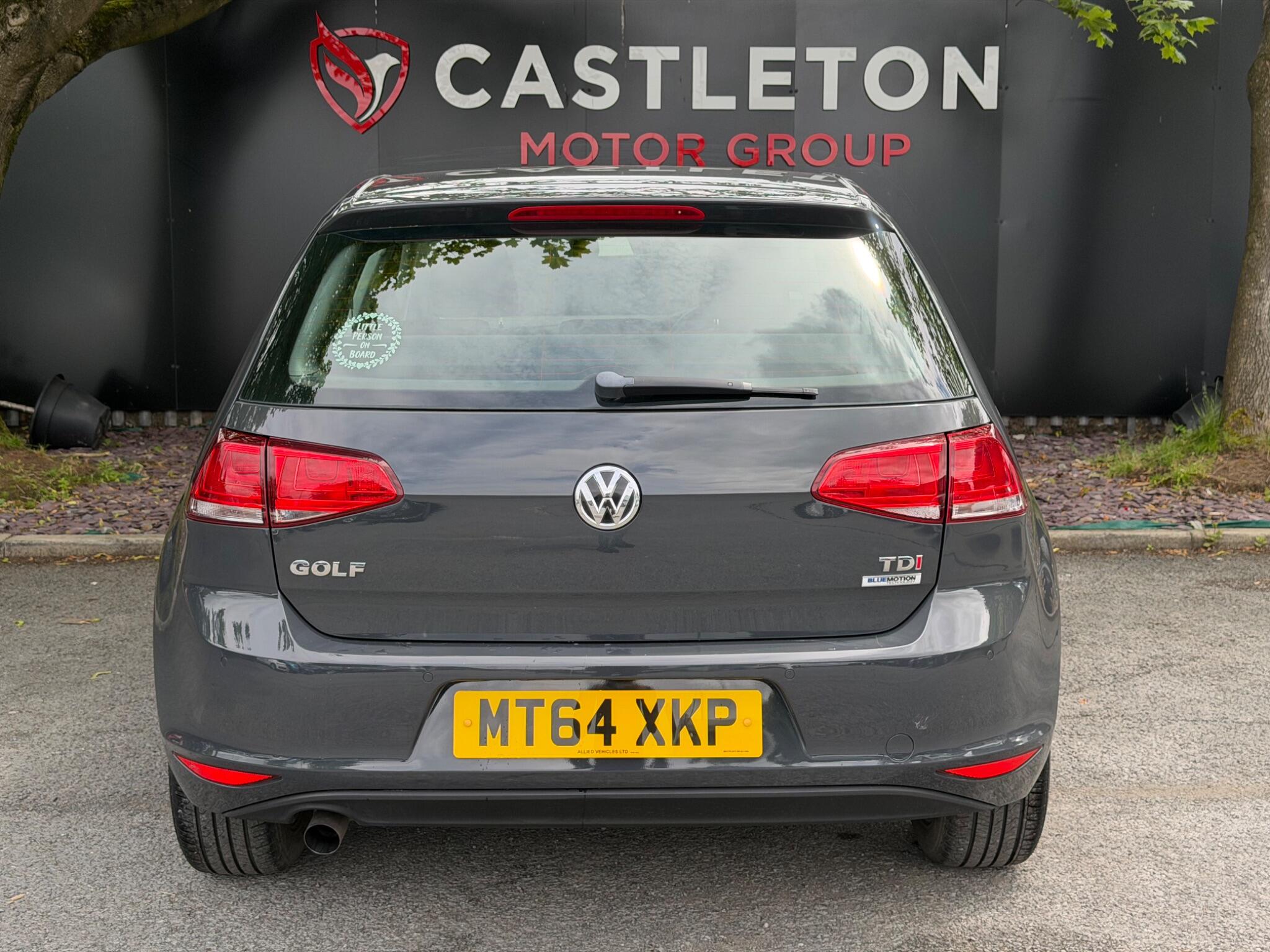 Volkswagen Golf - Image 21