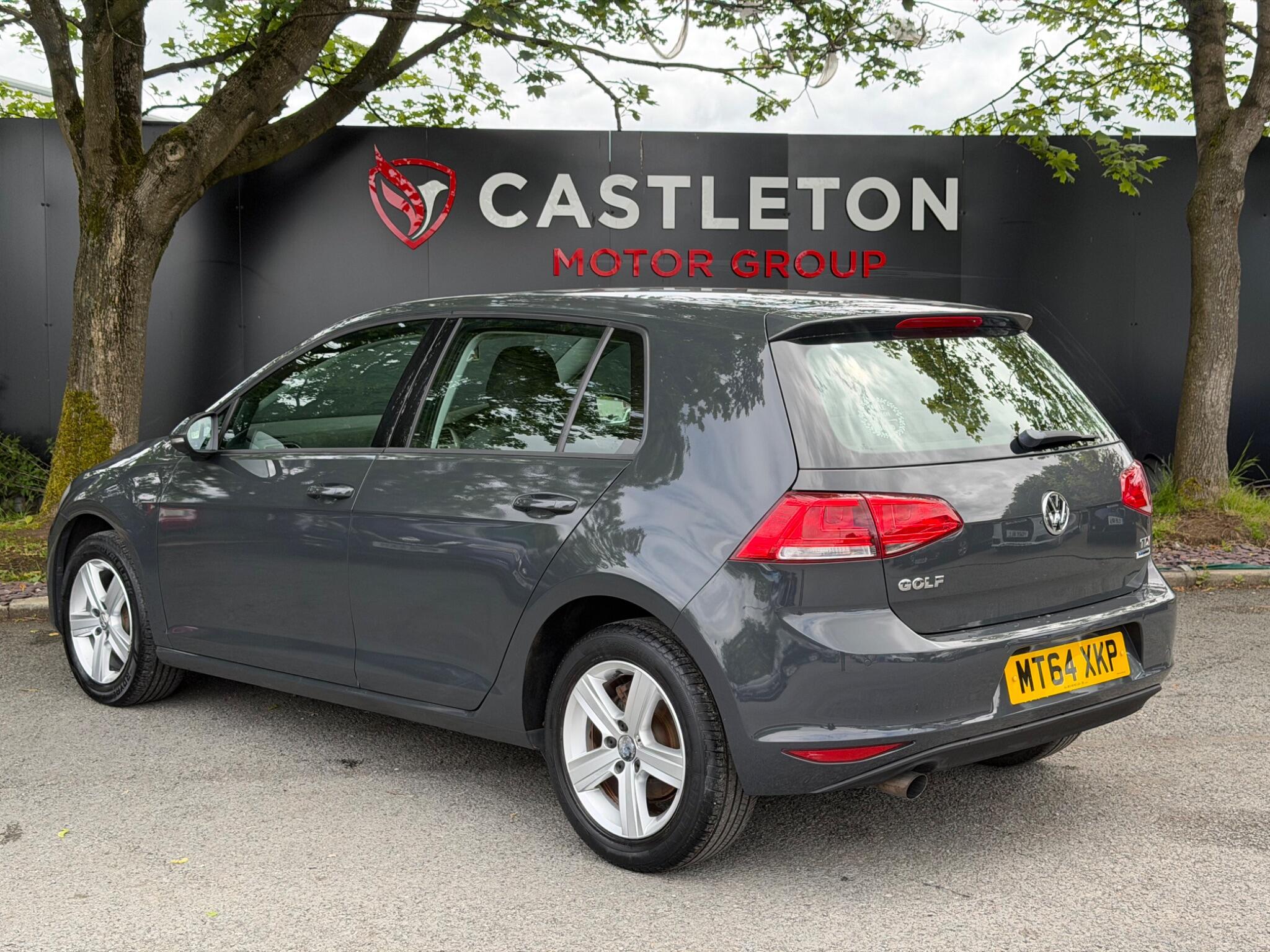 Volkswagen Golf - Image 22