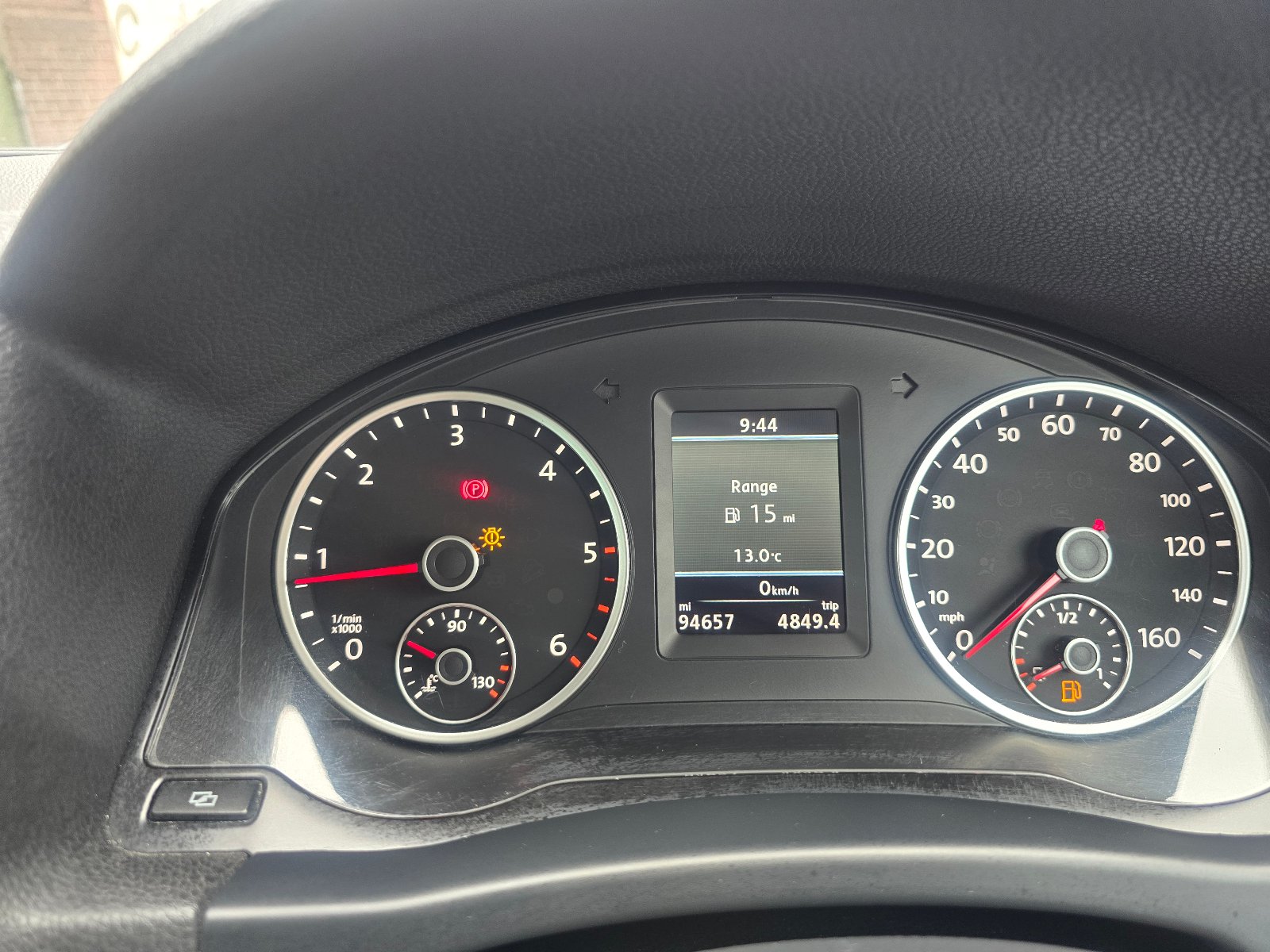 Volkswagen Tiguan - Image 16