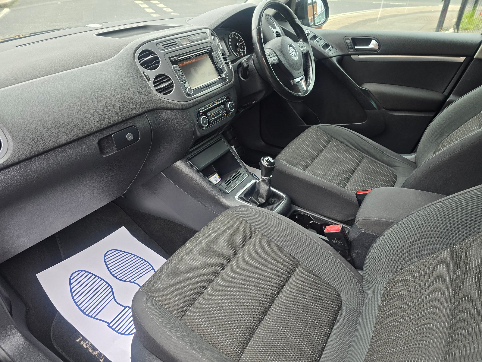 Volkswagen Tiguan - Image 20