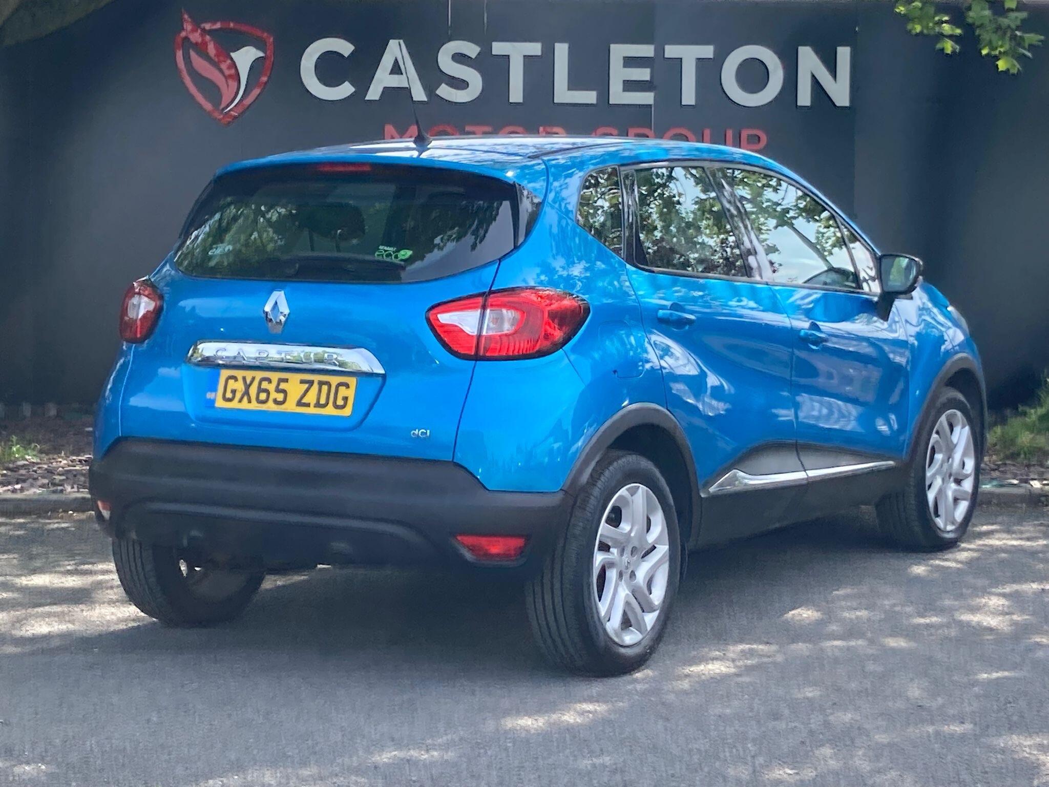 Renault Captur - Image 11