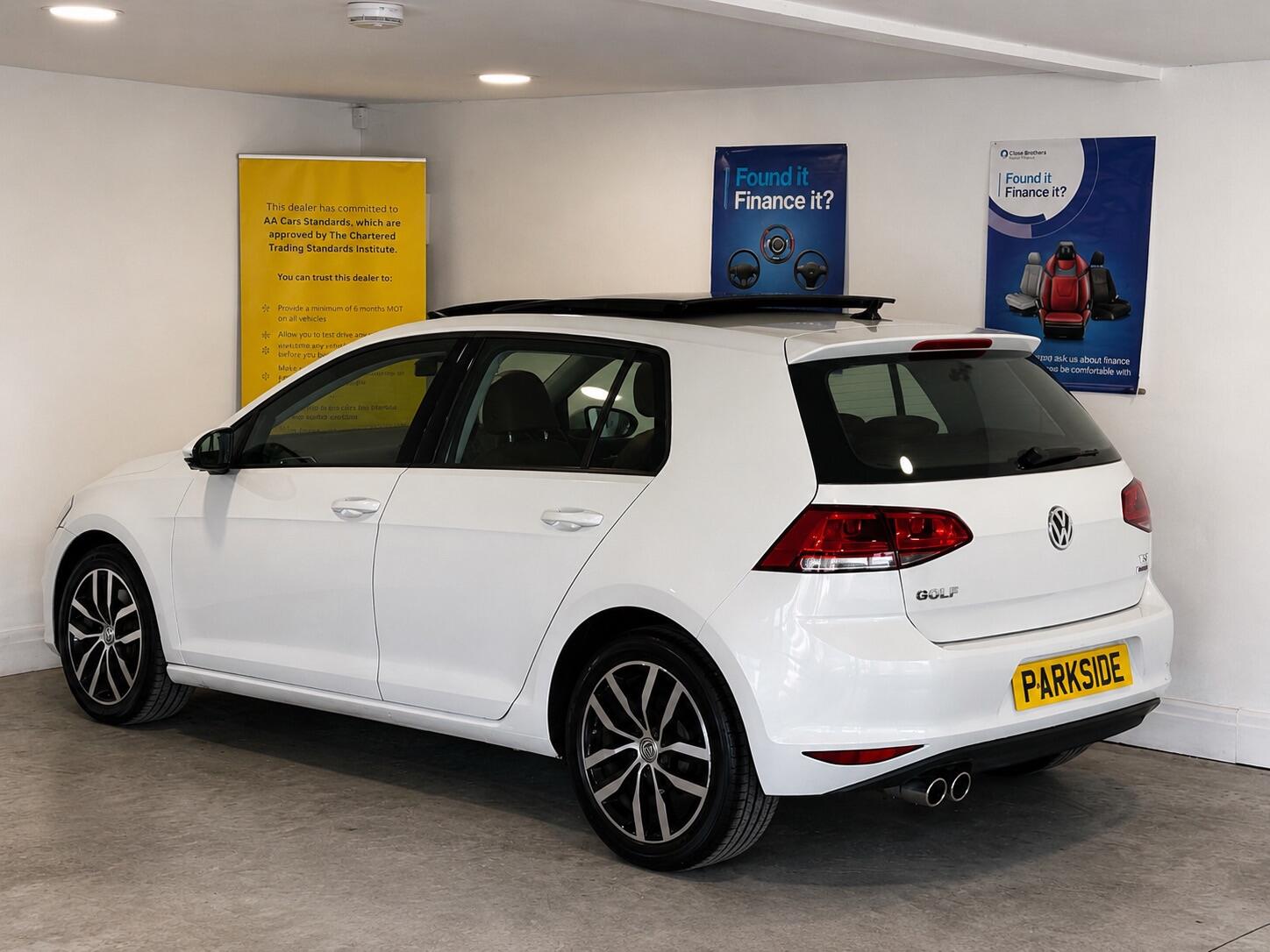 Volkswagen Golf - Image 3