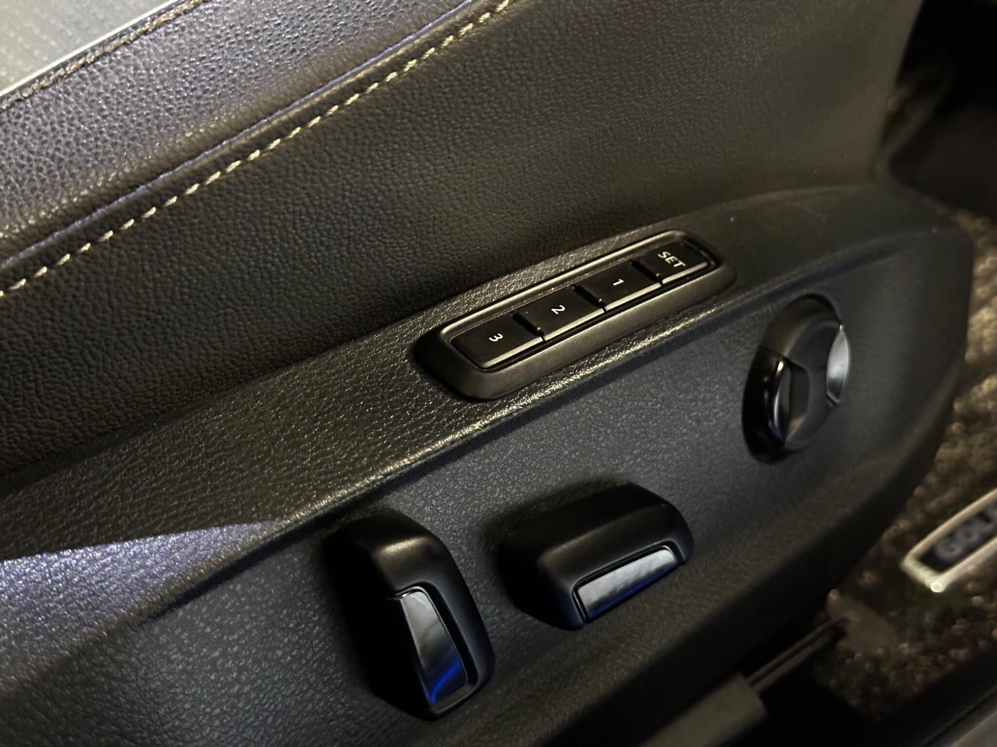 Volkswagen Golf - Image 16