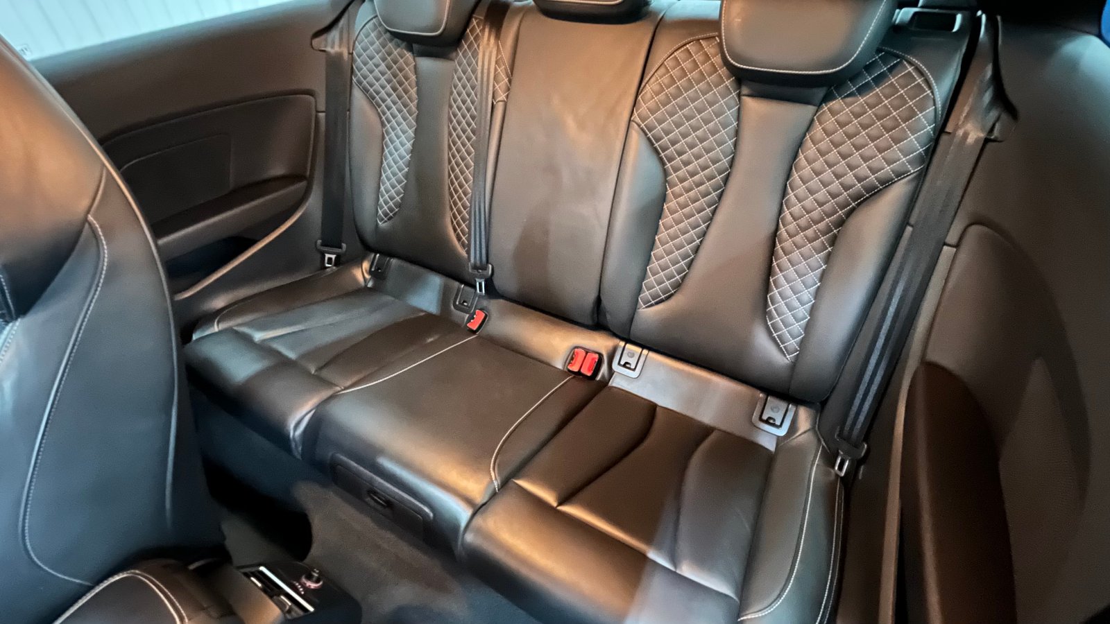 Audi S3 - Image 32