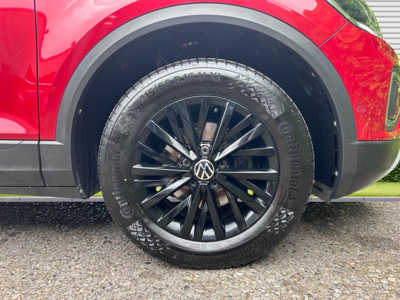 Volkswagen T-Roc - Image 20