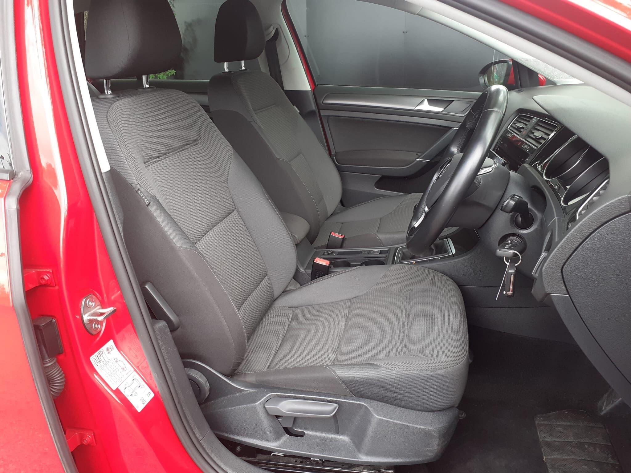 Volkswagen Golf - Image 17