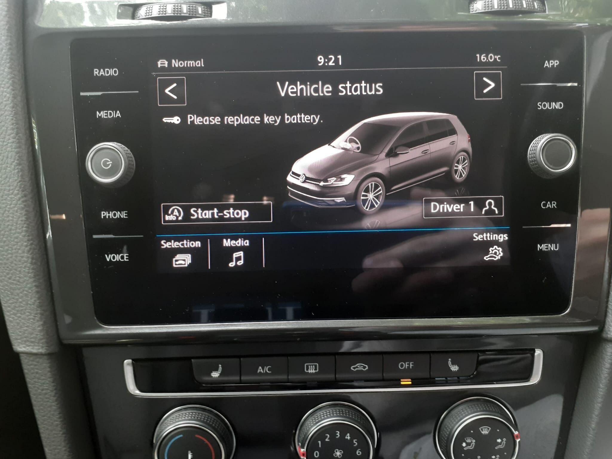 Volkswagen Golf - Image 35