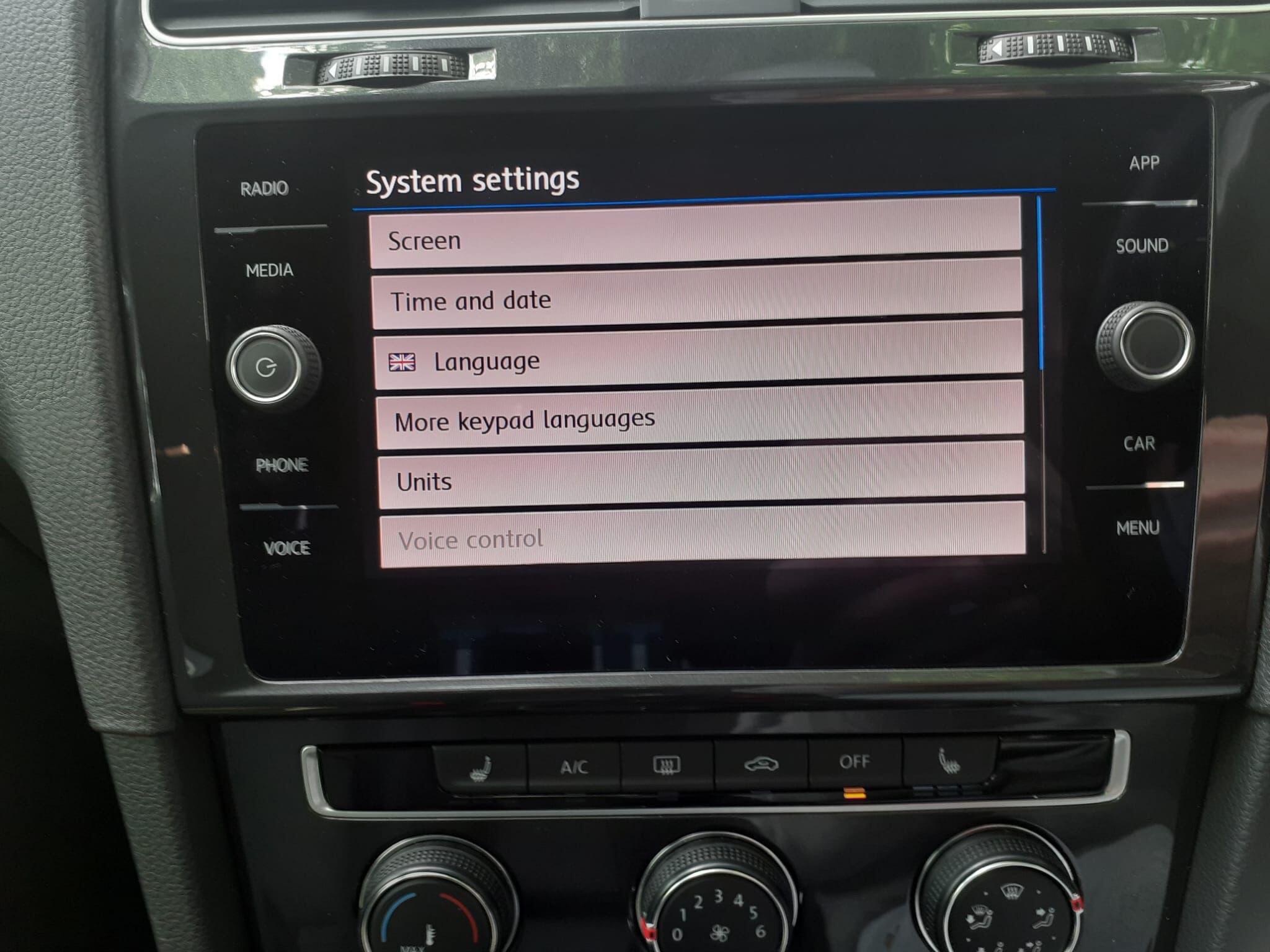 Volkswagen Golf - Image 40