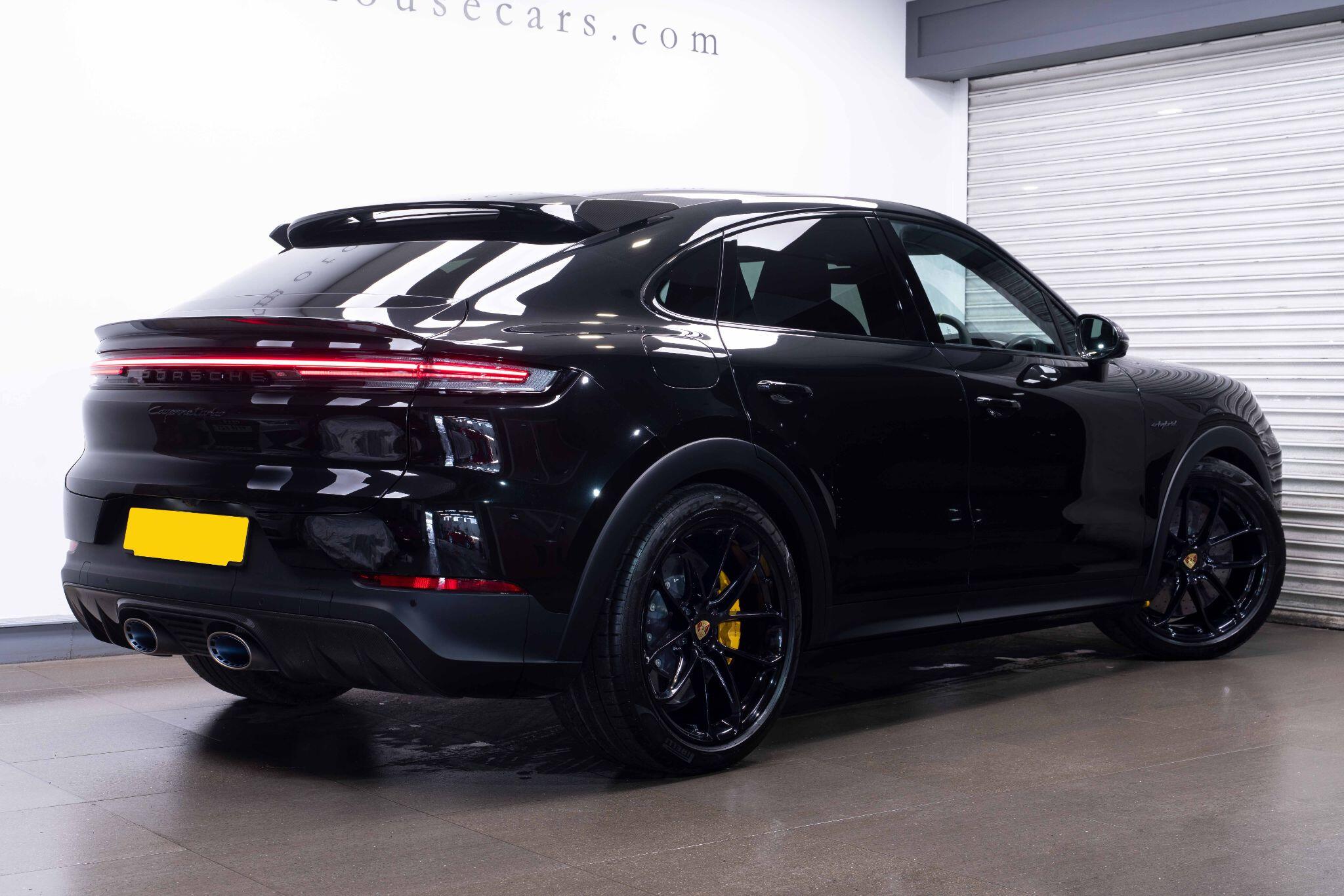 Porsche Cayenne - Image 3