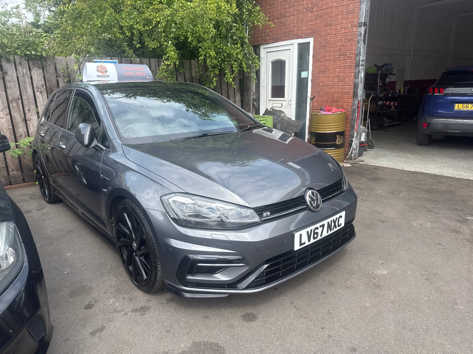 Volkswagen Golf - Image 2