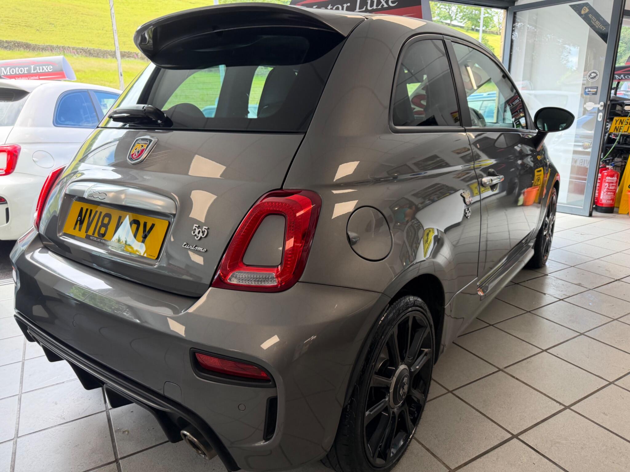 Abarth 595 - Image 8