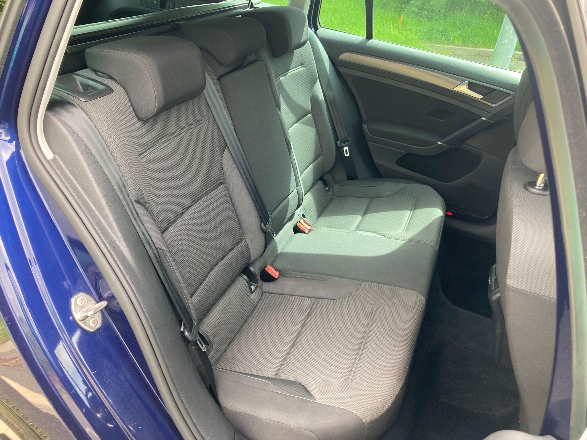 Volkswagen Golf - Image 6