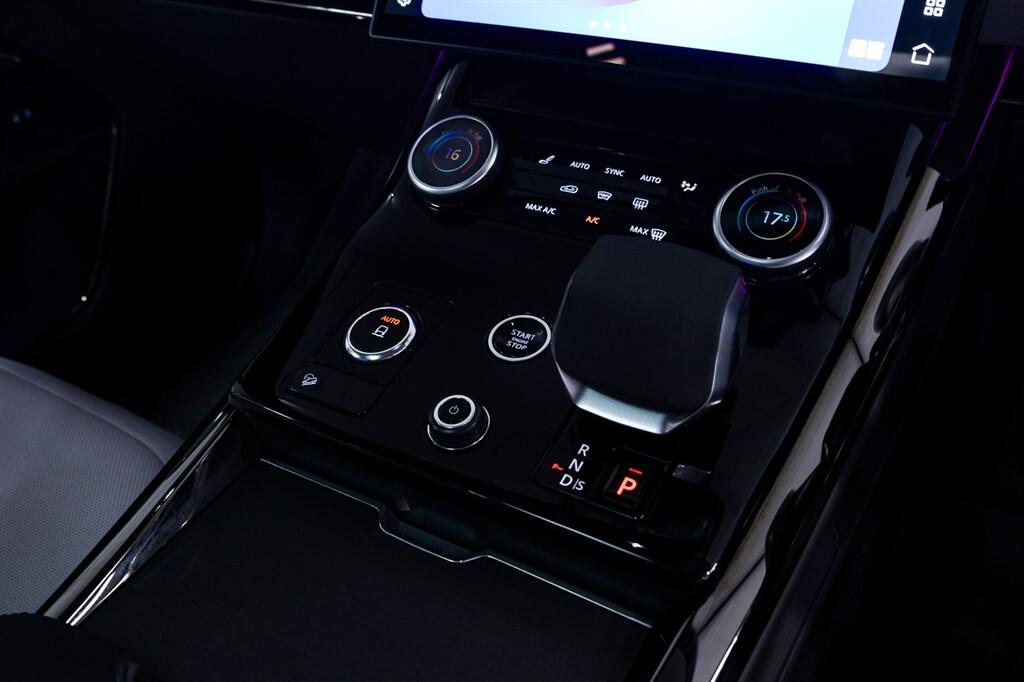 Land Rover RANGE ROVER SPORT - Image 19