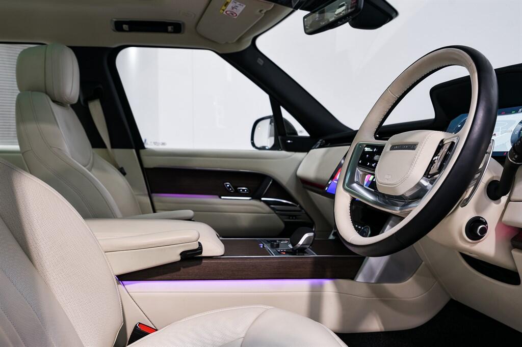 Land Rover Range Rover - Image 13
