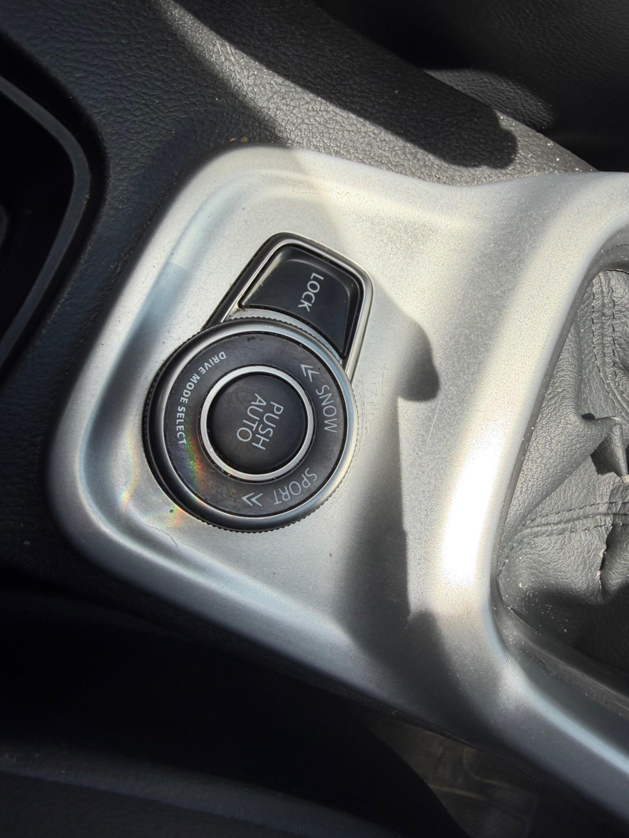 Suzuki Vitara - Image 14