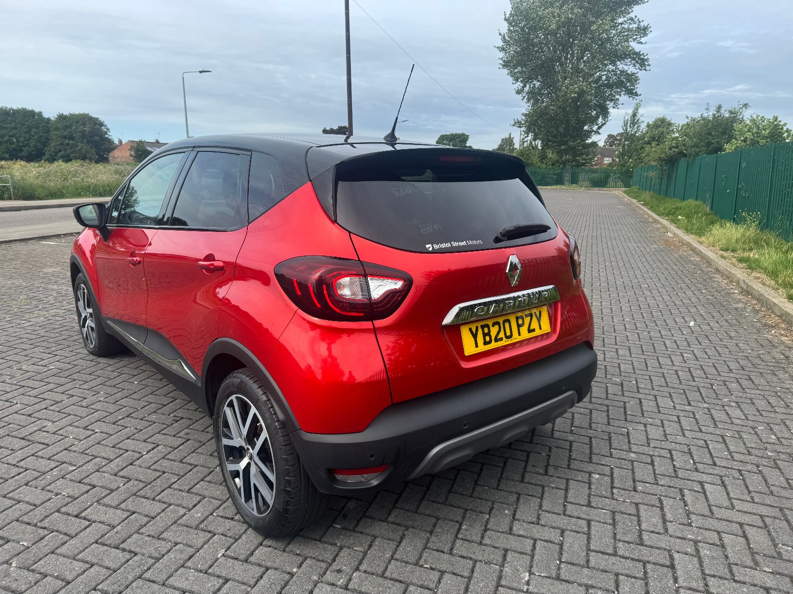 Renault Captur - Image 5
