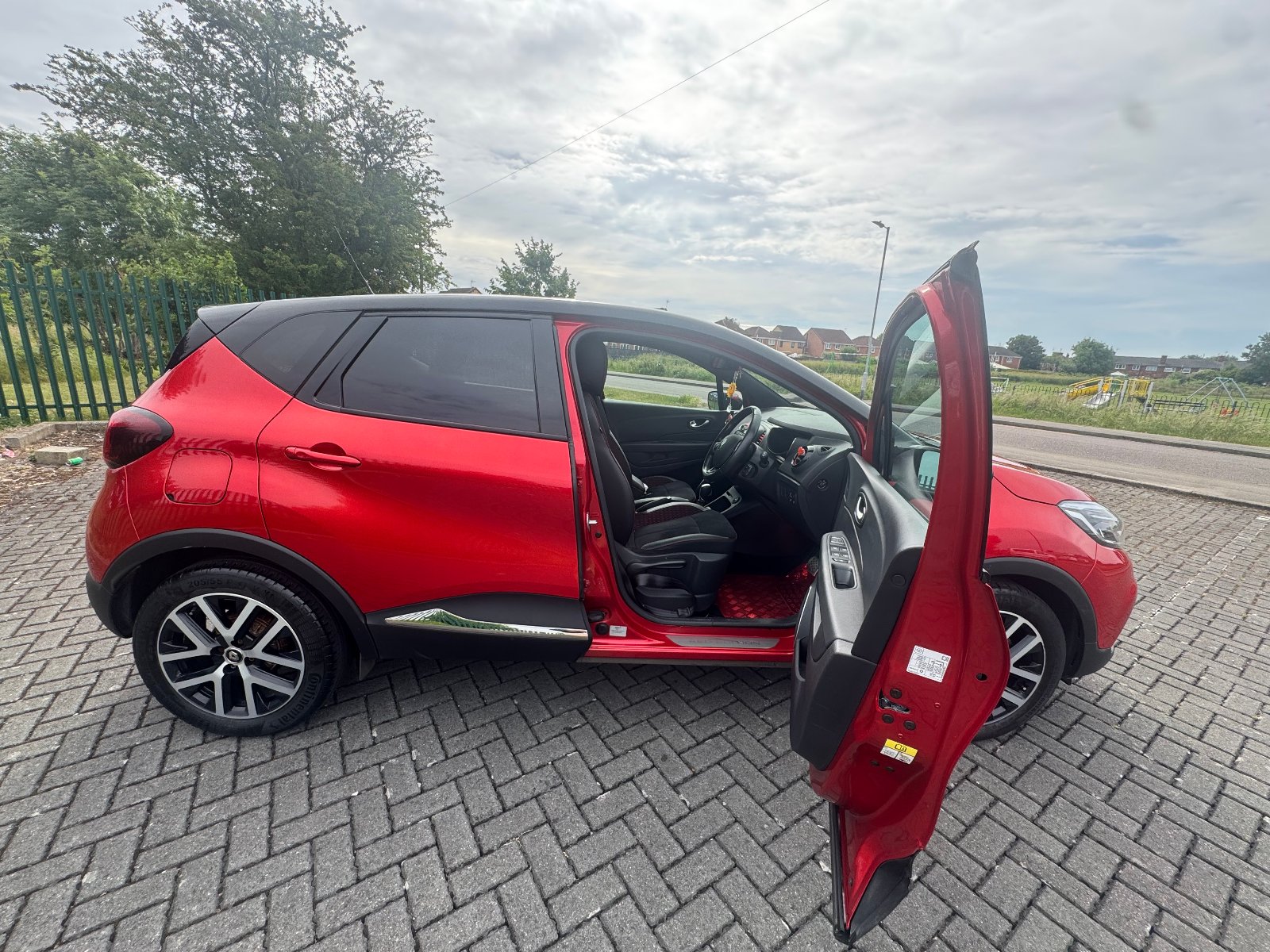 Renault Captur - Image 7