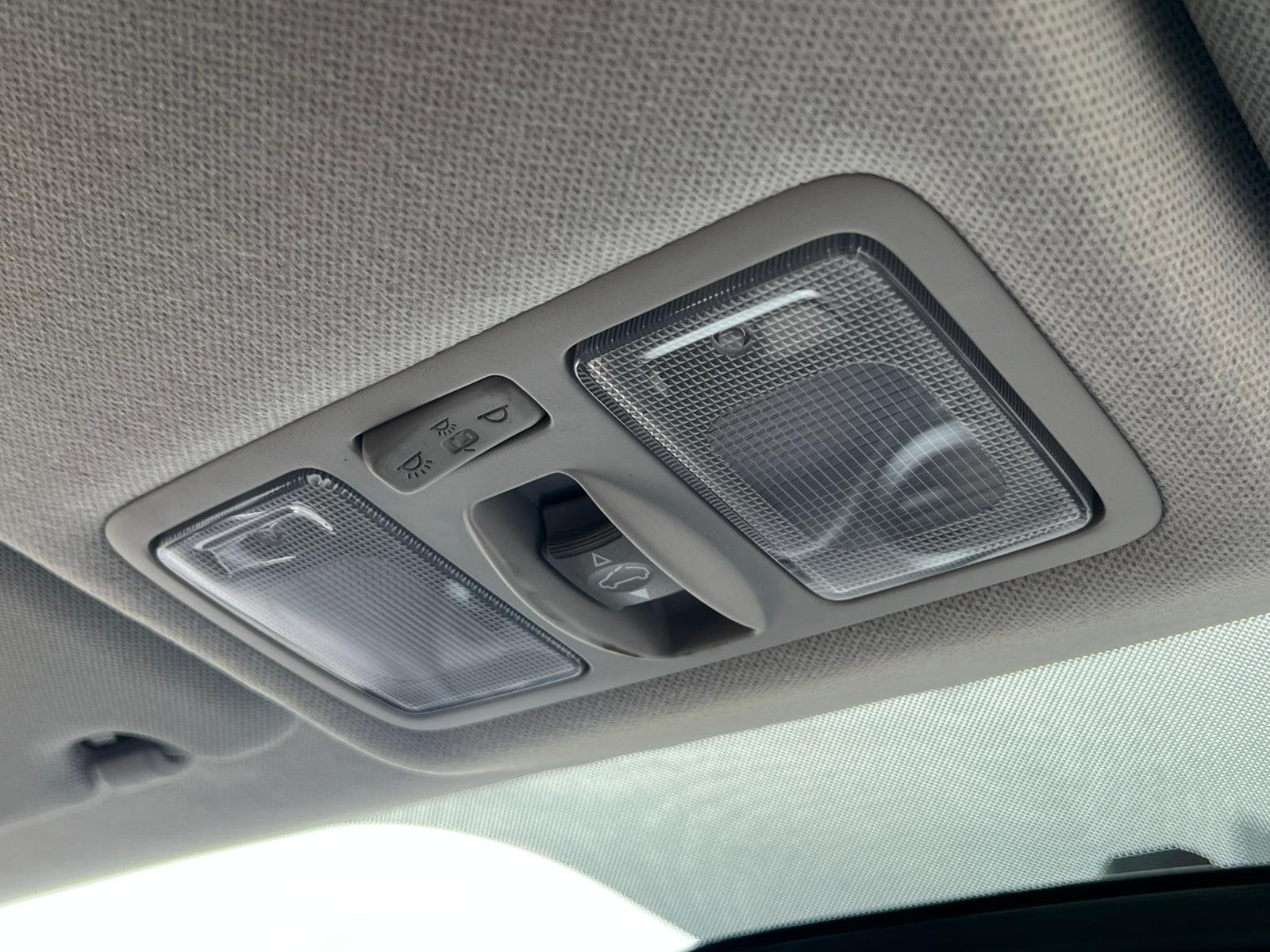 Hyundai i10 - Image 20
