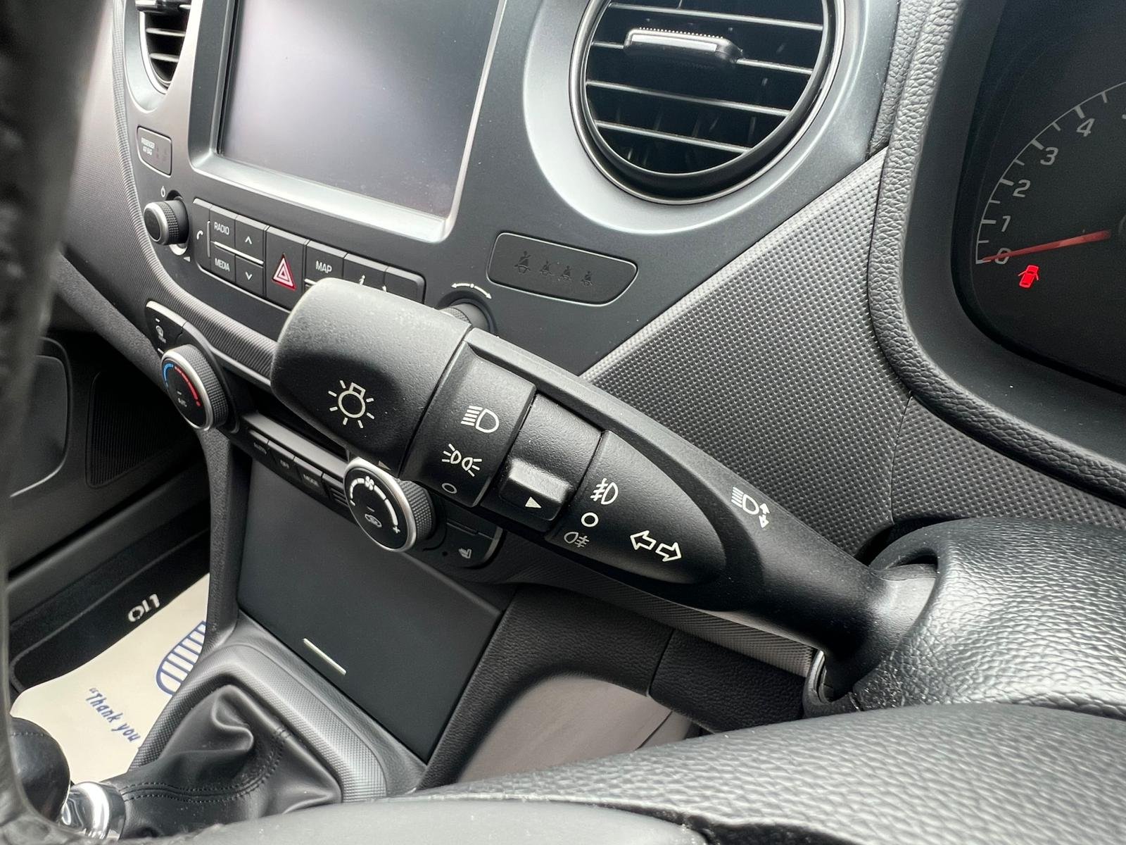 Hyundai i10 - Image 27