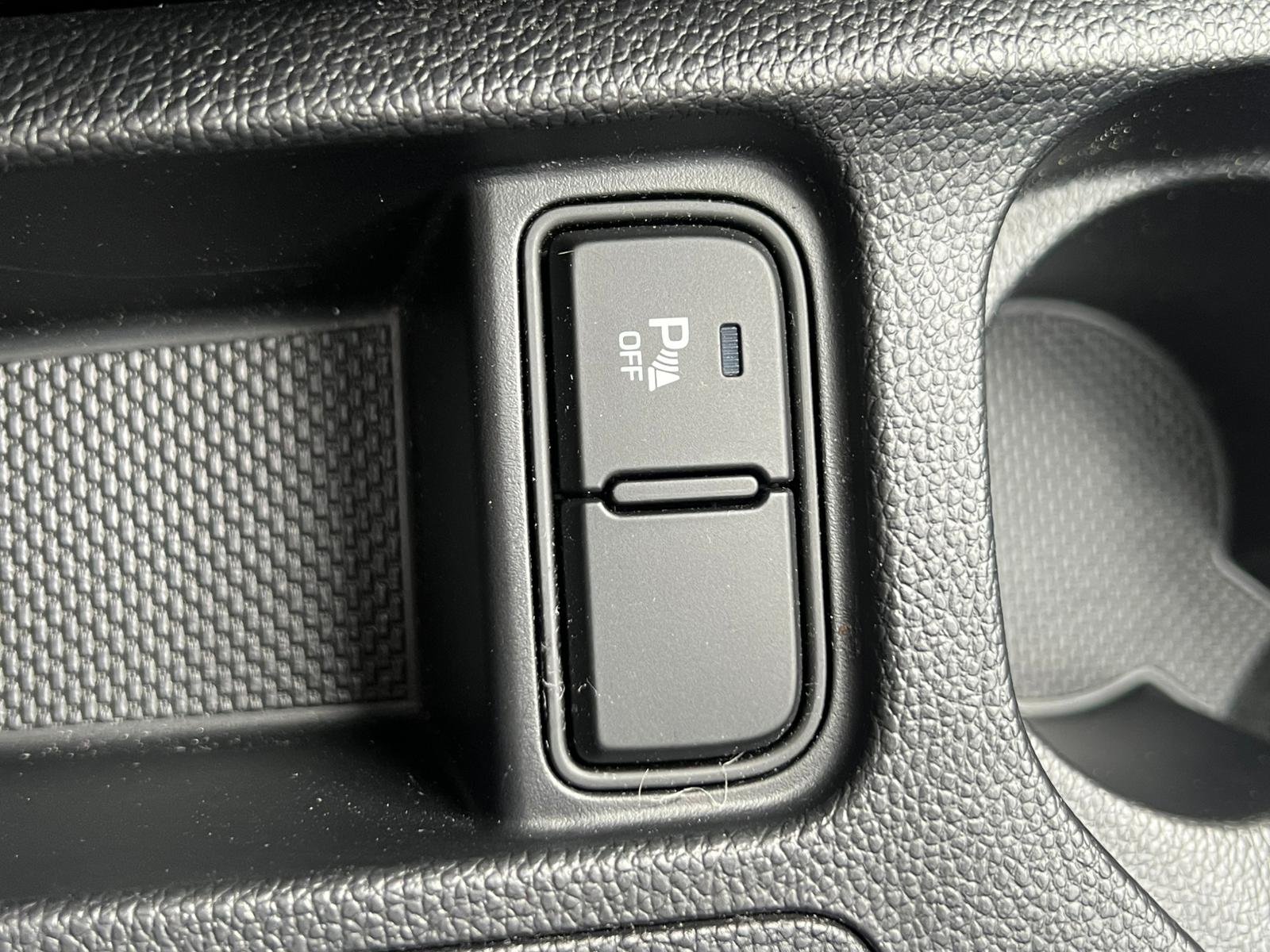 Hyundai i10 - Image 36