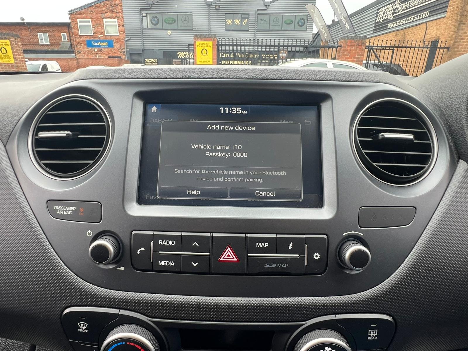 Hyundai i10 - Image 44