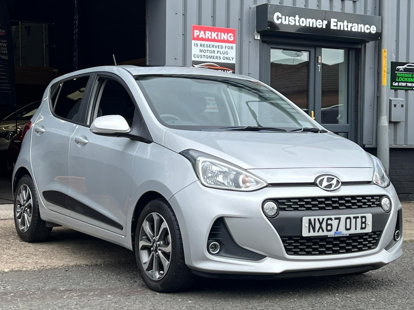 Hyundai i10