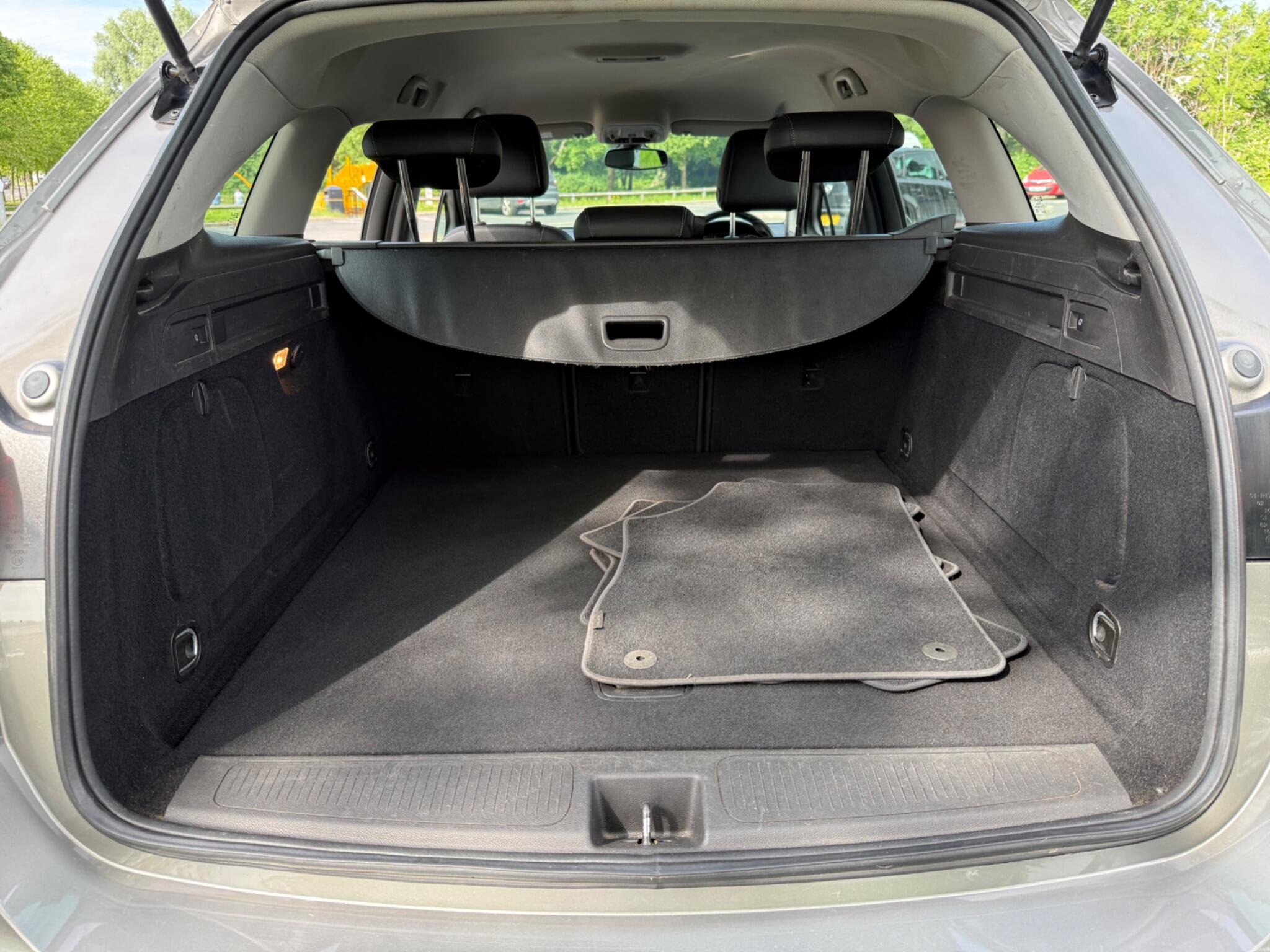 Vauxhall Astra - Image 36
