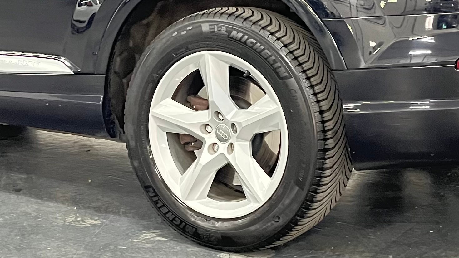 Audi Q7 - Image 18