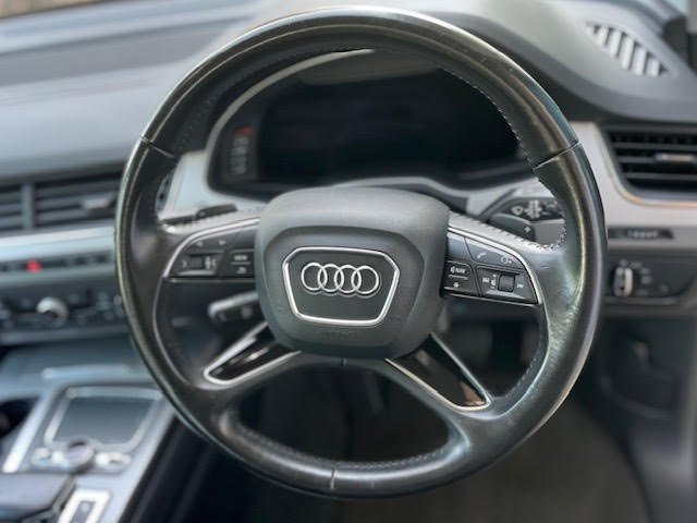 Audi Q7 - Image 28
