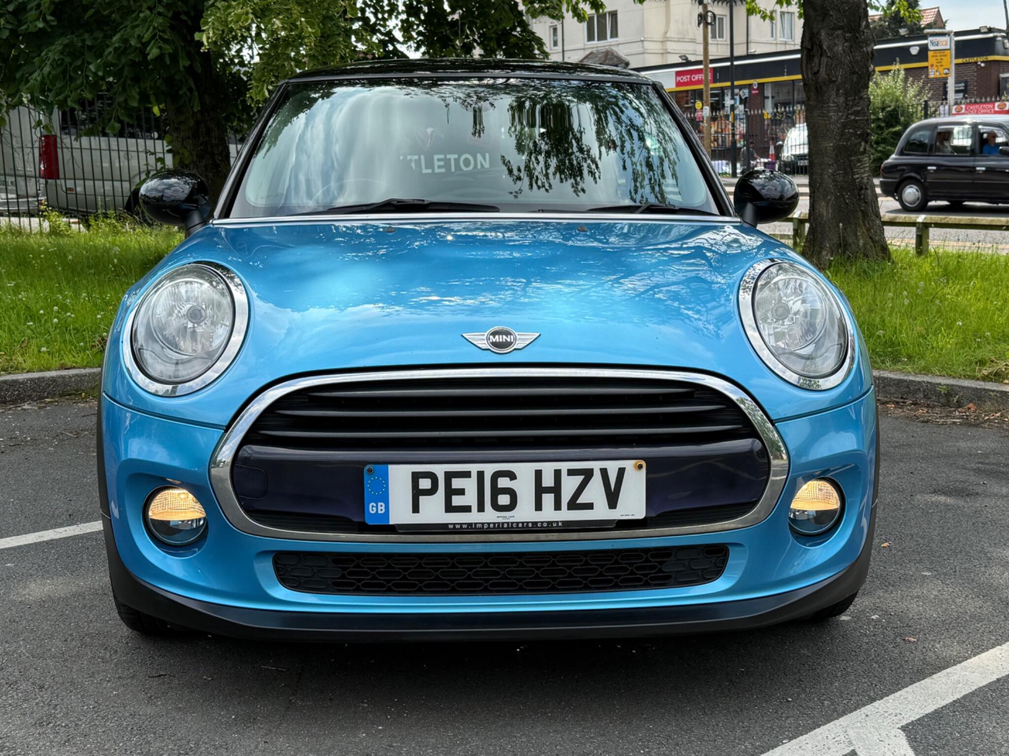 MINI Hatch - Image 3
