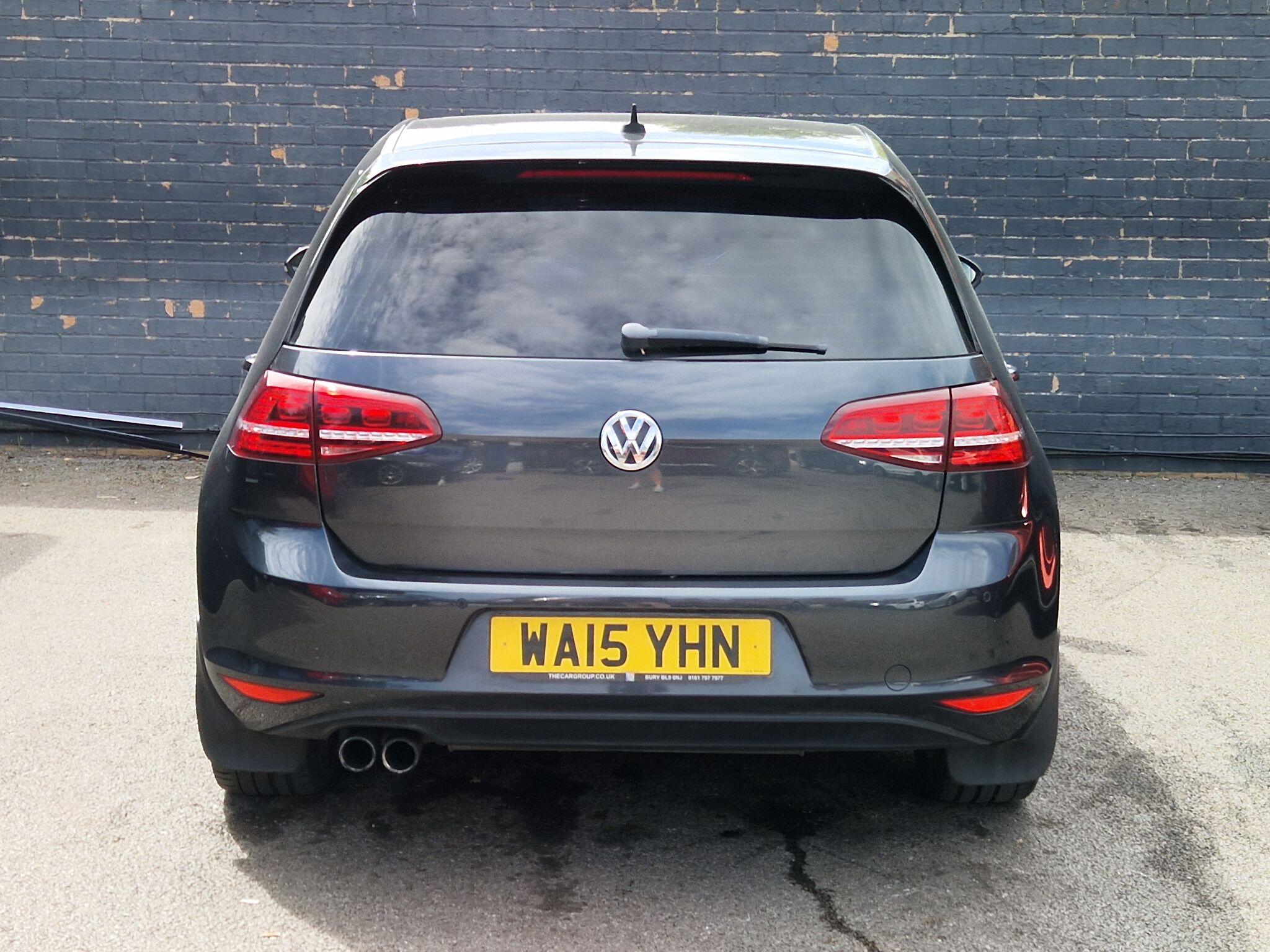 Volkswagen Golf - Image 9