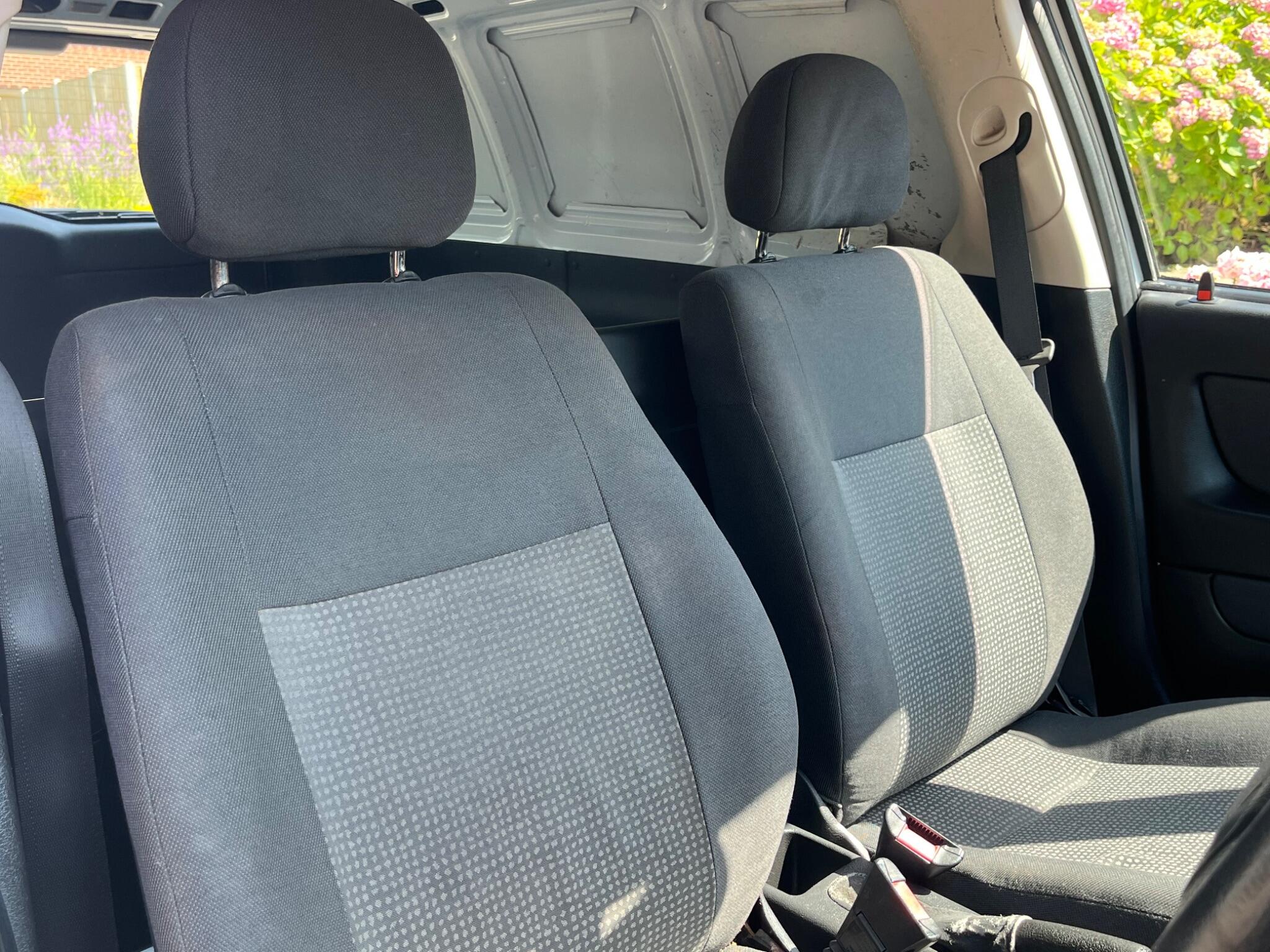 Vauxhall Astra Van - Image 24