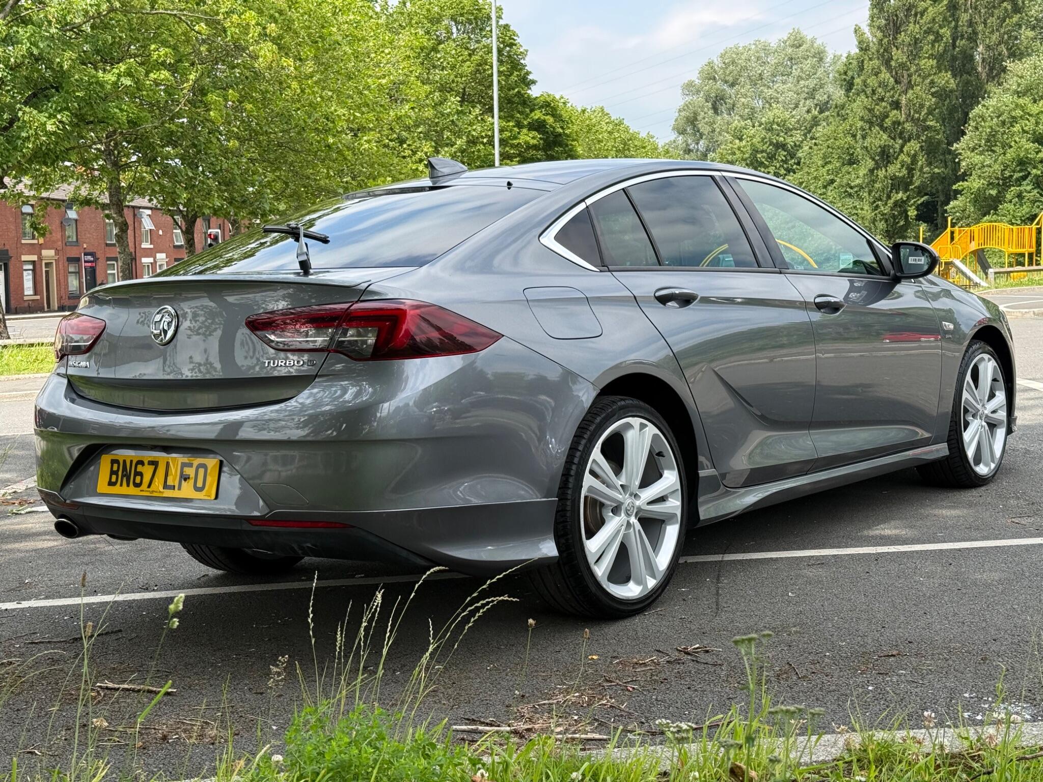 Vauxhall Insignia - Image 8