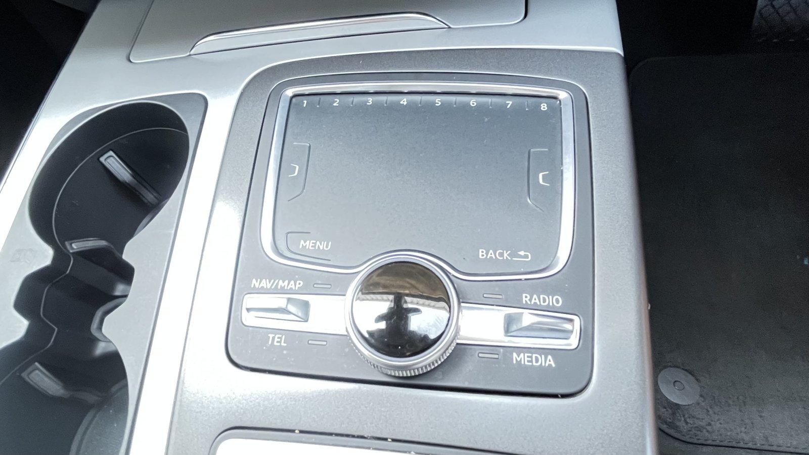 Audi Q7 - Image 48