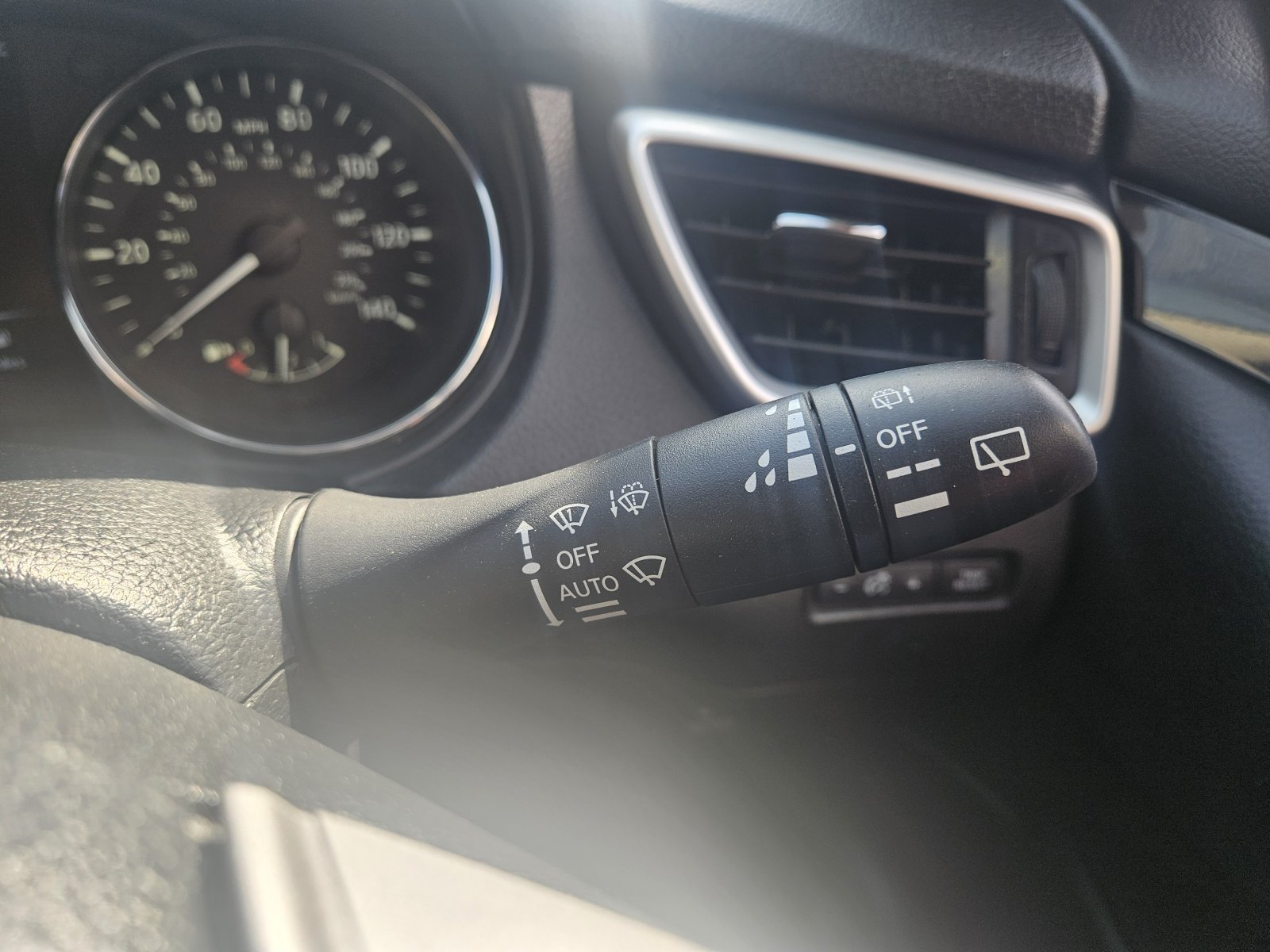 Nissan Qashqai - Image 24