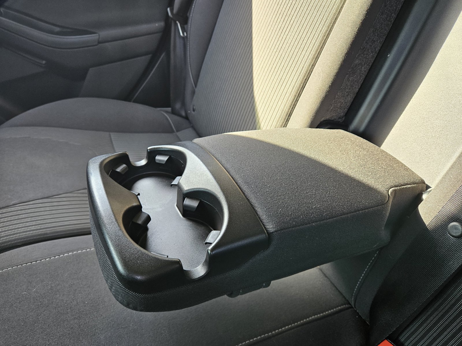 Ford Focus - Image 11