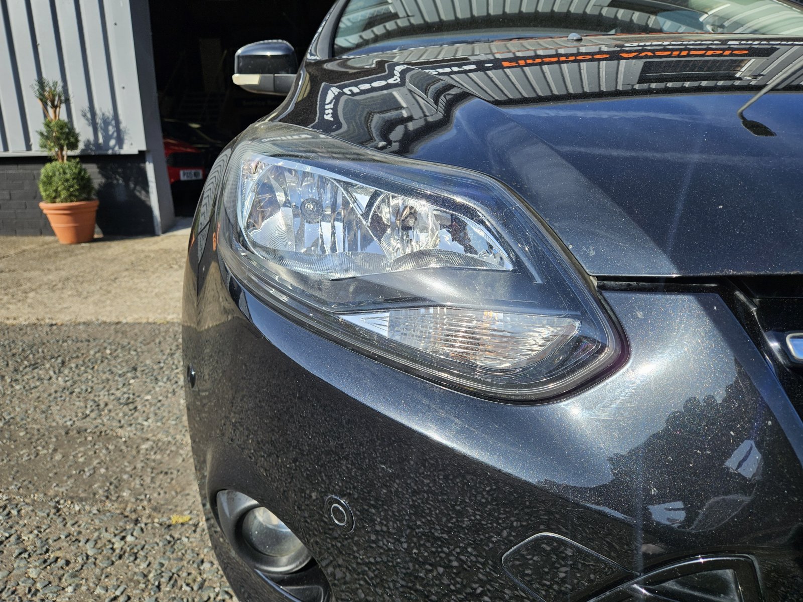Ford Focus - Image 15
