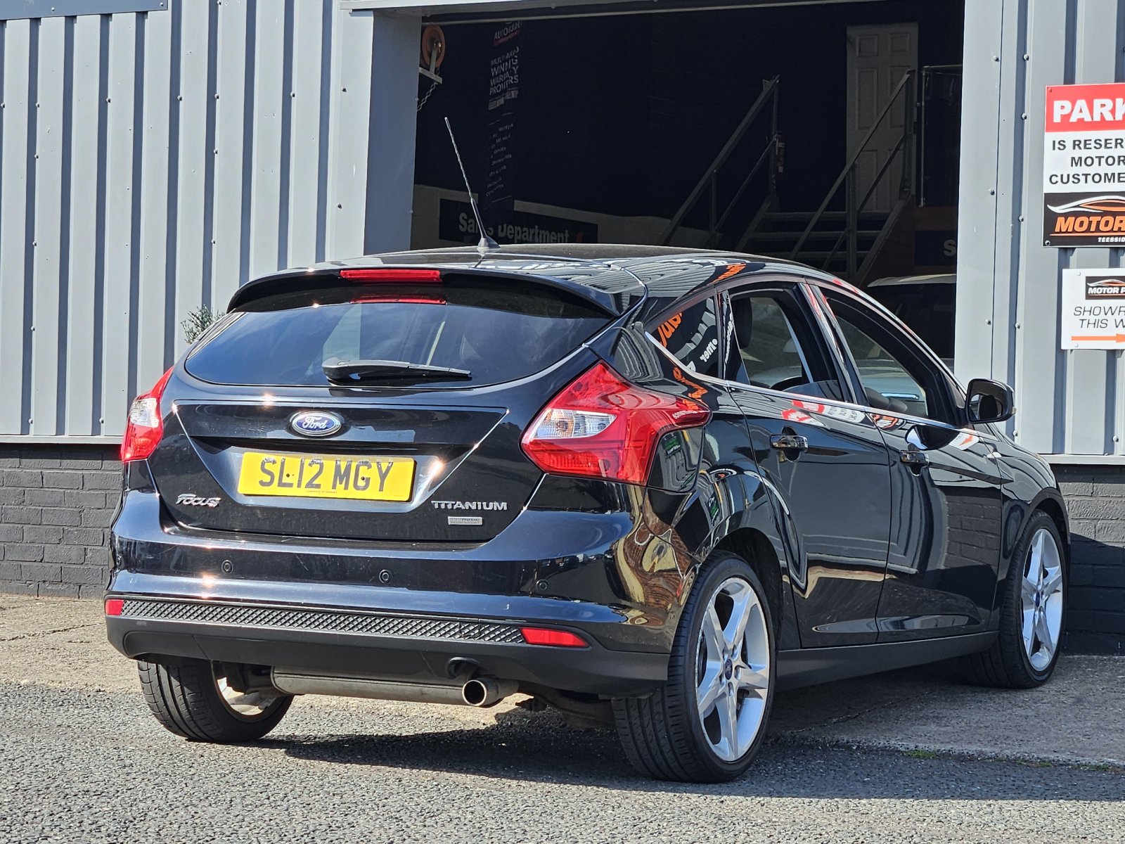 Ford Focus - Image 6