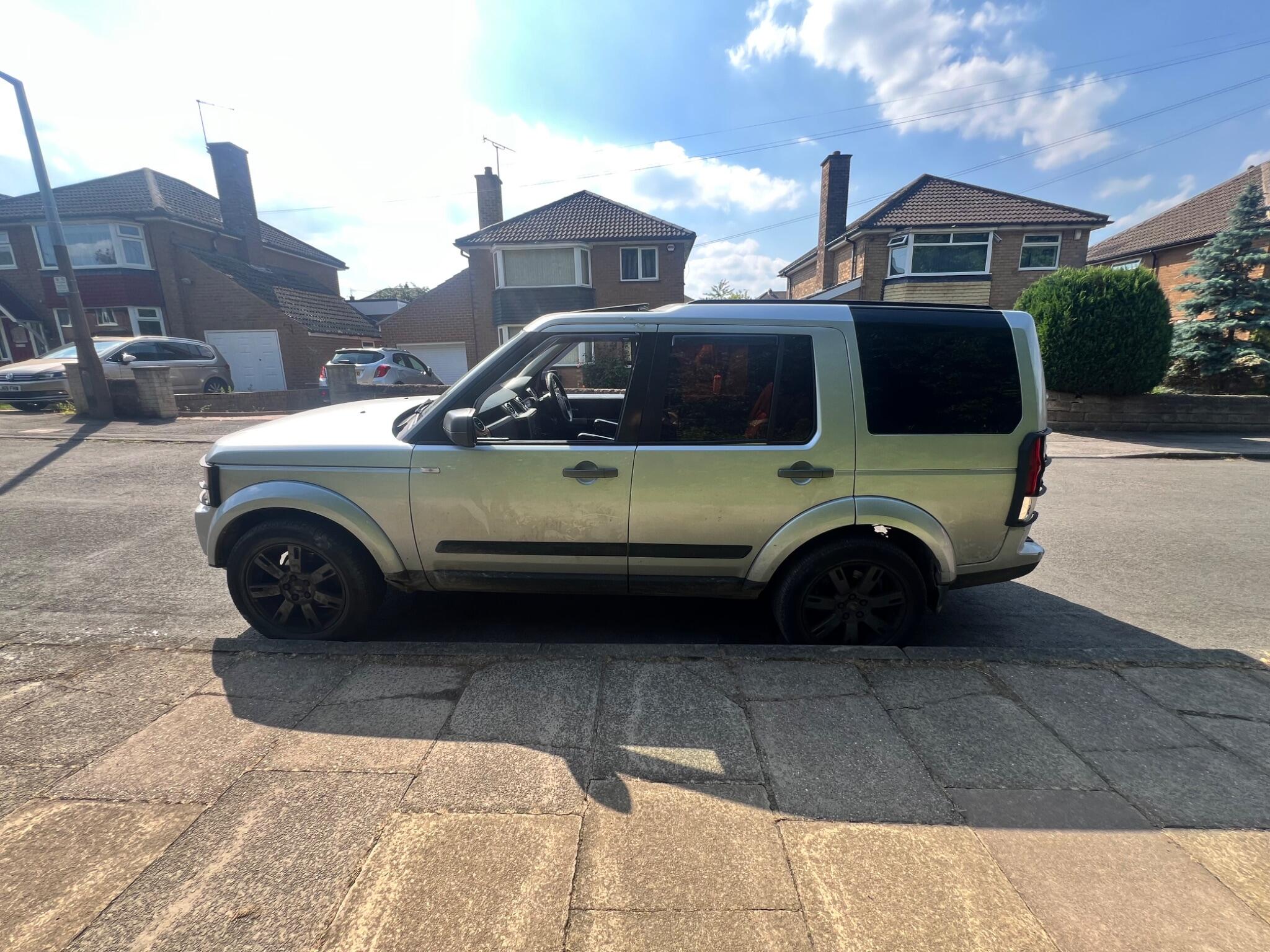 Land Rover DISCOVERY 3 - Image 11