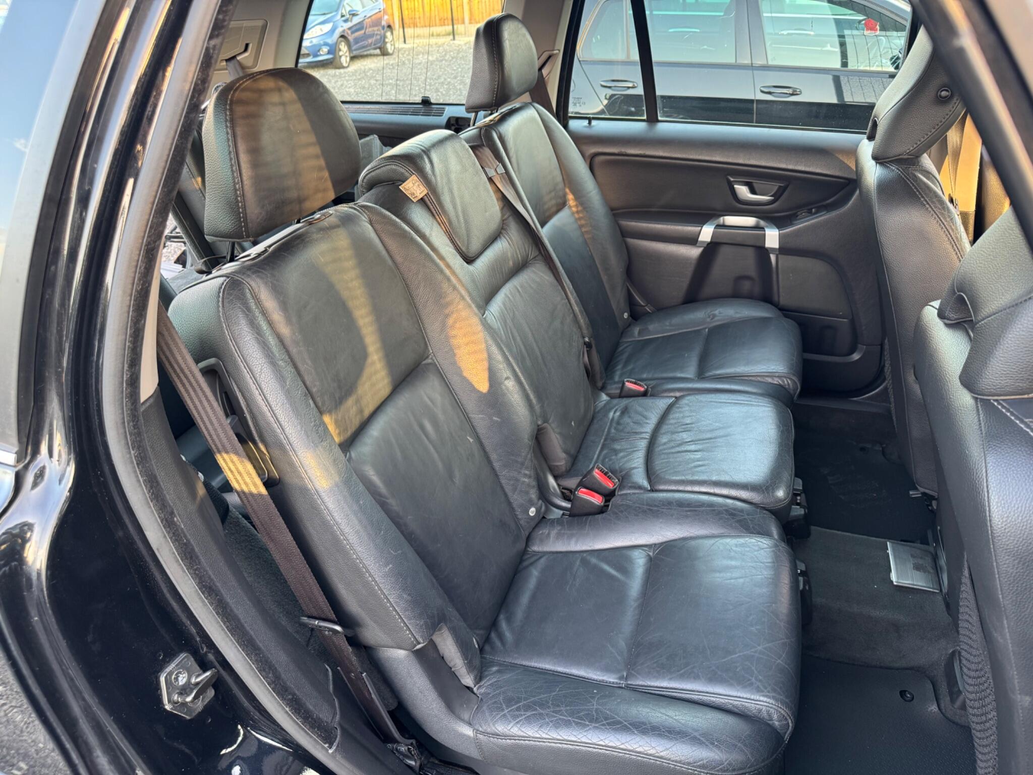 Volvo XC90 - Image 23